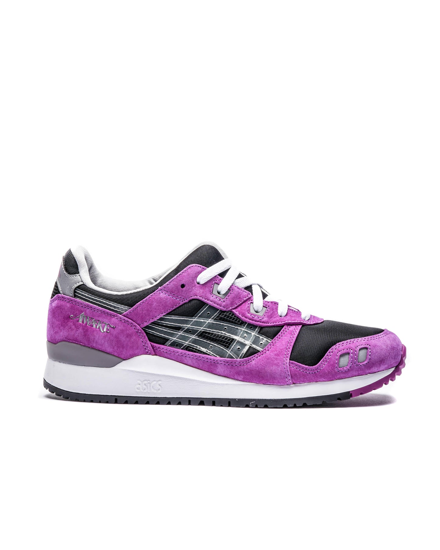 Exclusive Asics x Awake NY GEL-LYTE III OG — 4 — Front View