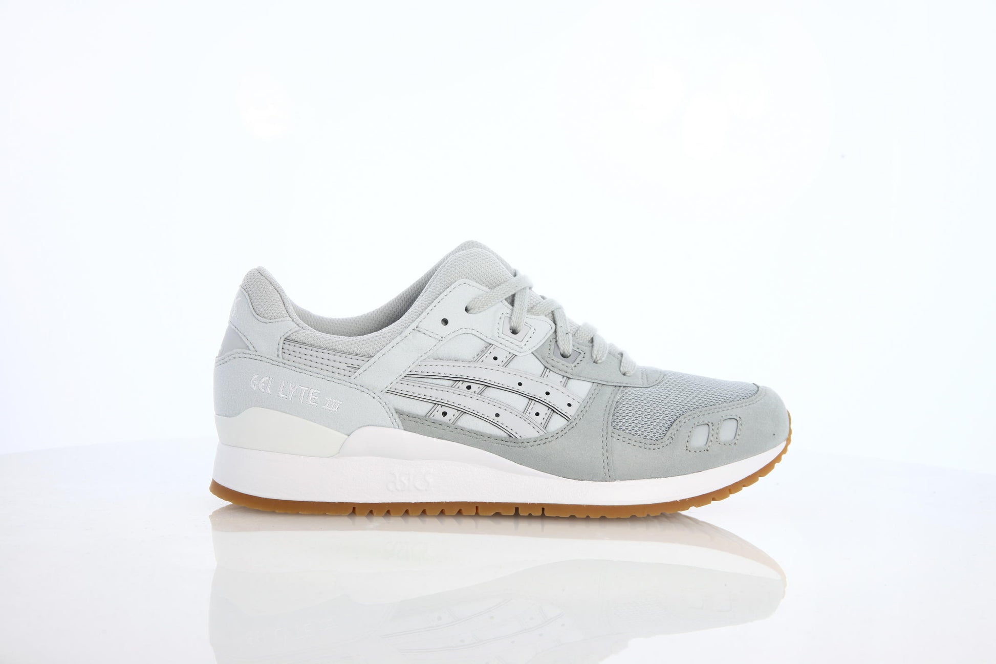 Exclusive Asics Gel-Lyte III Tonal Pack "Midgrey" — 4 — Front View