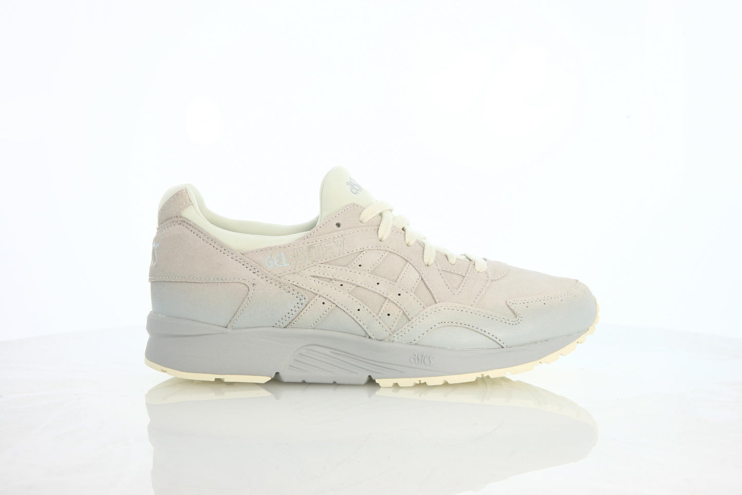 Exclusive Asics Gel-Lyte V "Cream" — 4 — Front View