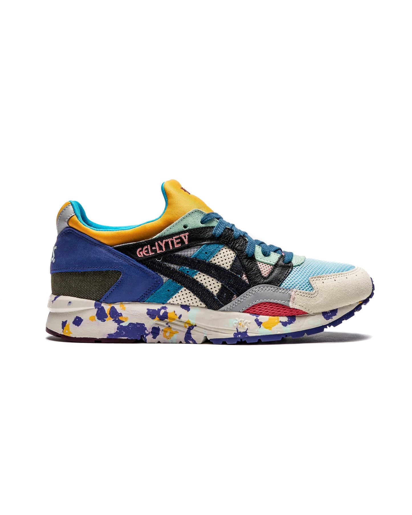 Exclusive Asics GEL-LYTE V — 4 — Front View