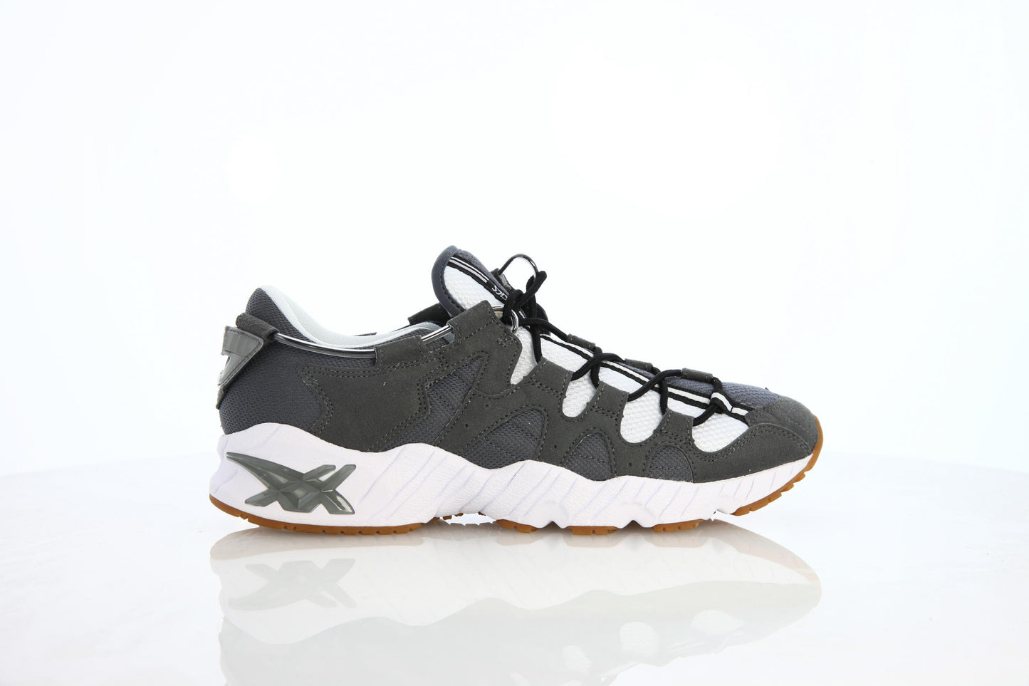 Exclusive Asics Gel-Mai "Carbon" — 4 — Front View