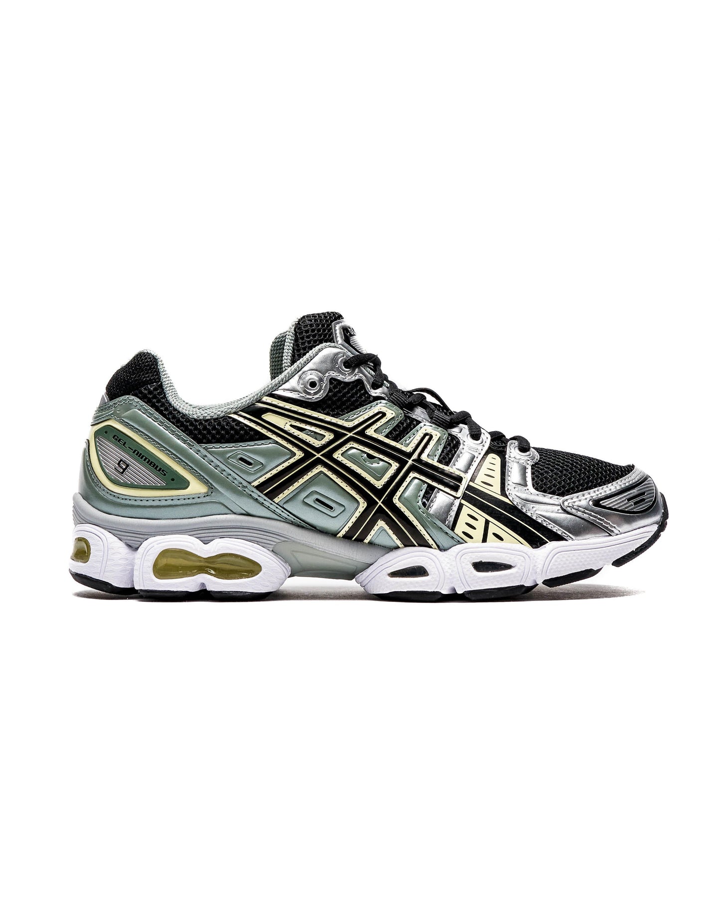 Exclusive Asics GEL-NIMBUS 9 — 4 — Front View