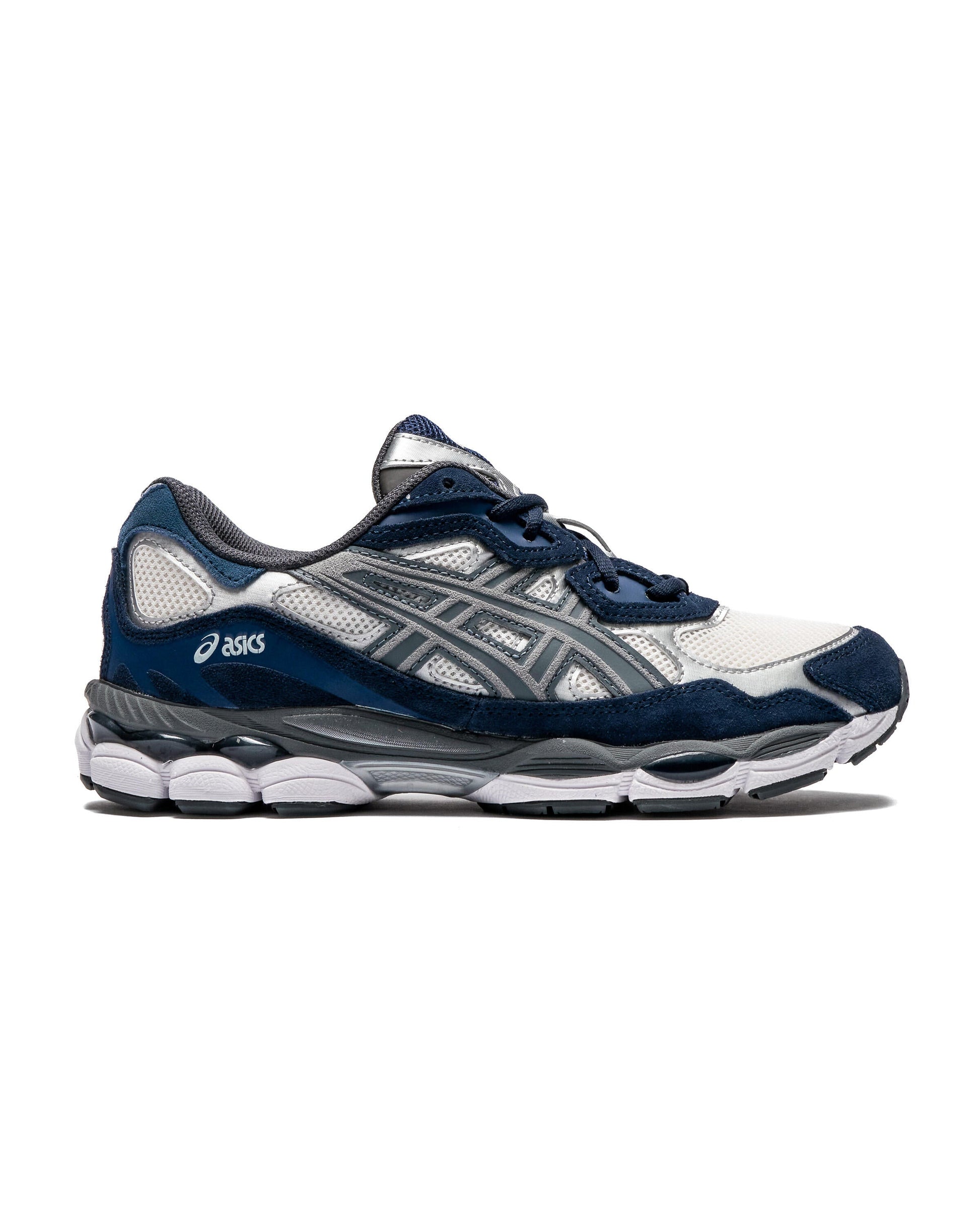 Exclusive Asics GEL-NYC 'Yankees' — 4 — Front View