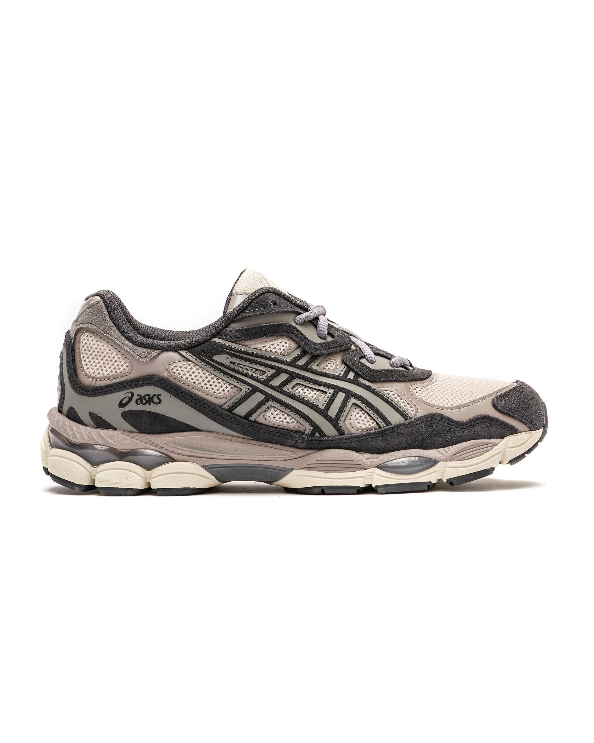 Exclusive Asics GEL-NYC — 4 — Front View