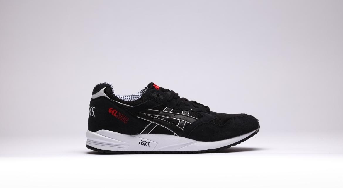 Exclusive Asics Gel Saga — 4 — Front View