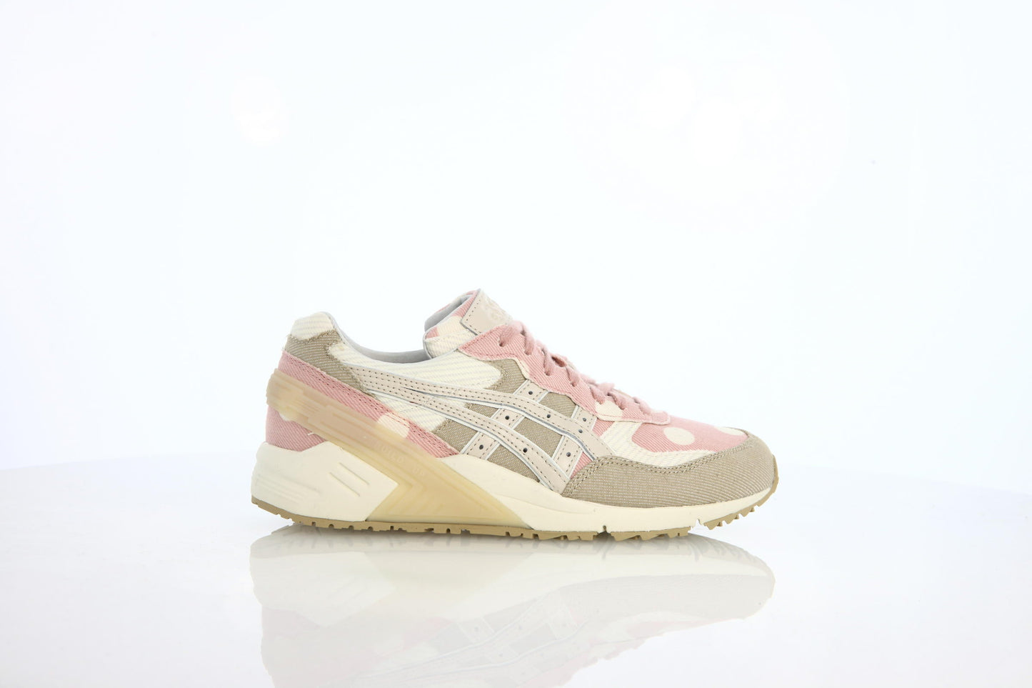 Exclusive Asics Gel-Sight "Latte Cream" — 5 — Front View