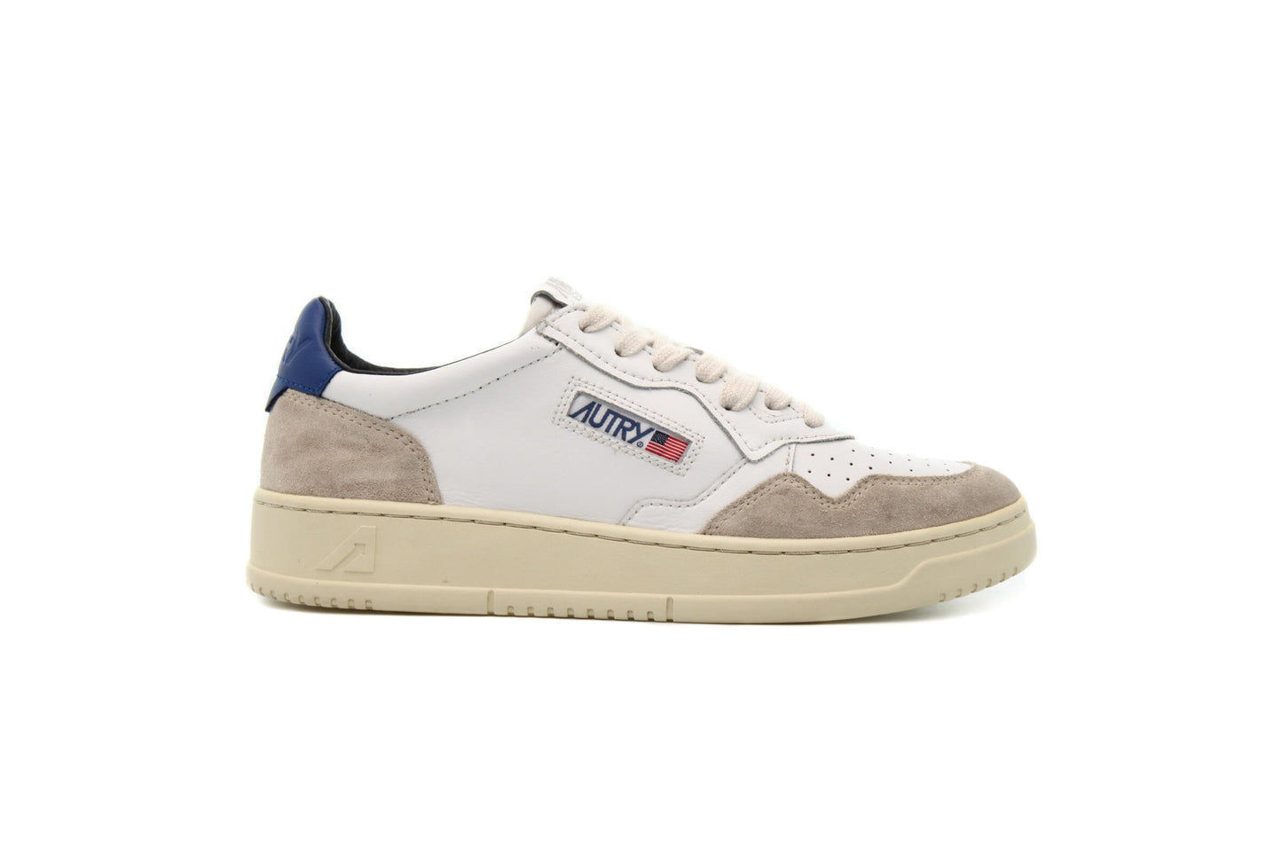 Exclusive Autry Action Shoes MEDALIST LOW "BABY BLUE" — 3.5 — Front View