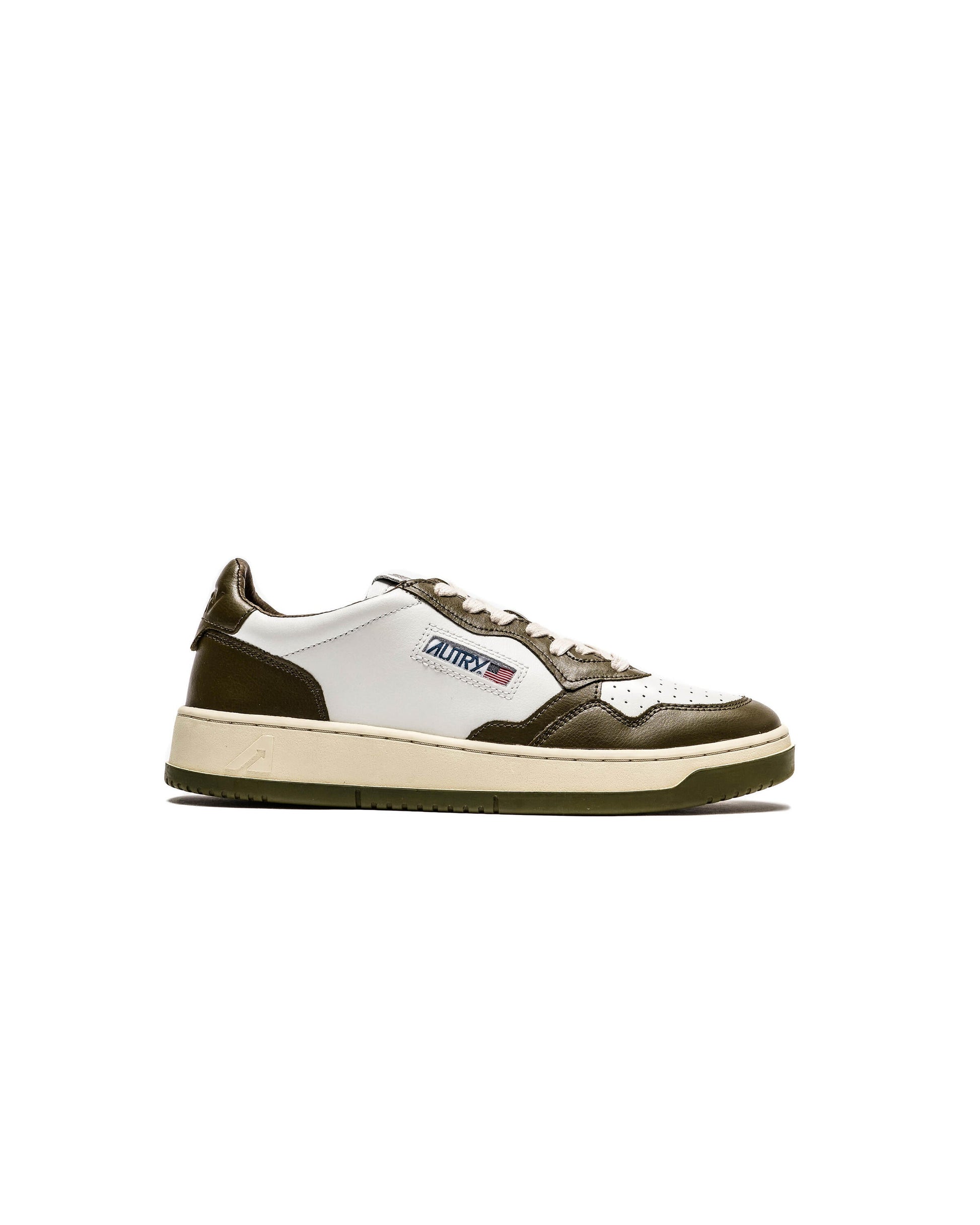 Exclusive Autry Action Shoes MEDALIST LOW — 6 — Front View