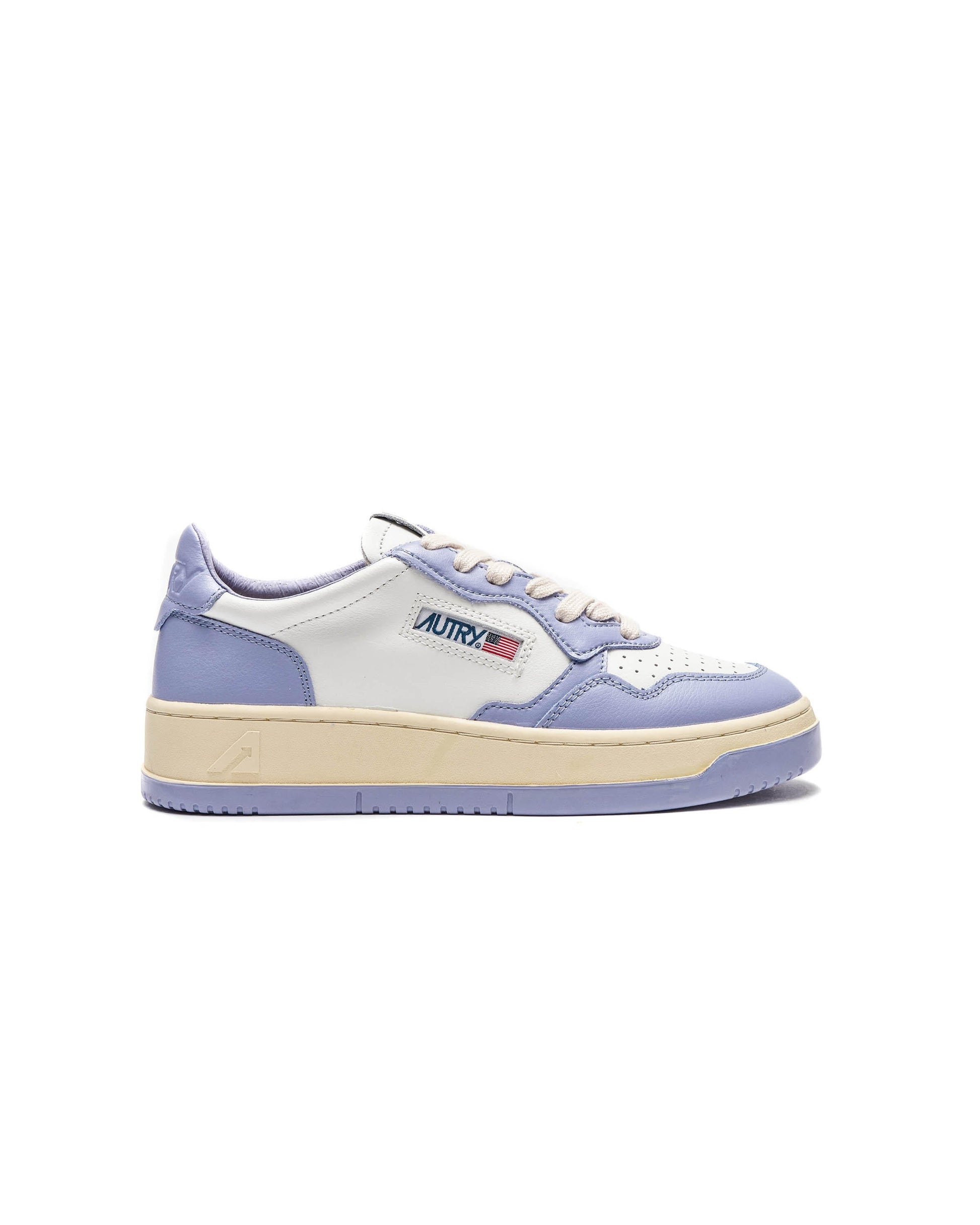 Exclusive Autry Action Shoes WMNS MEDALIST LOW — 5 — Front View