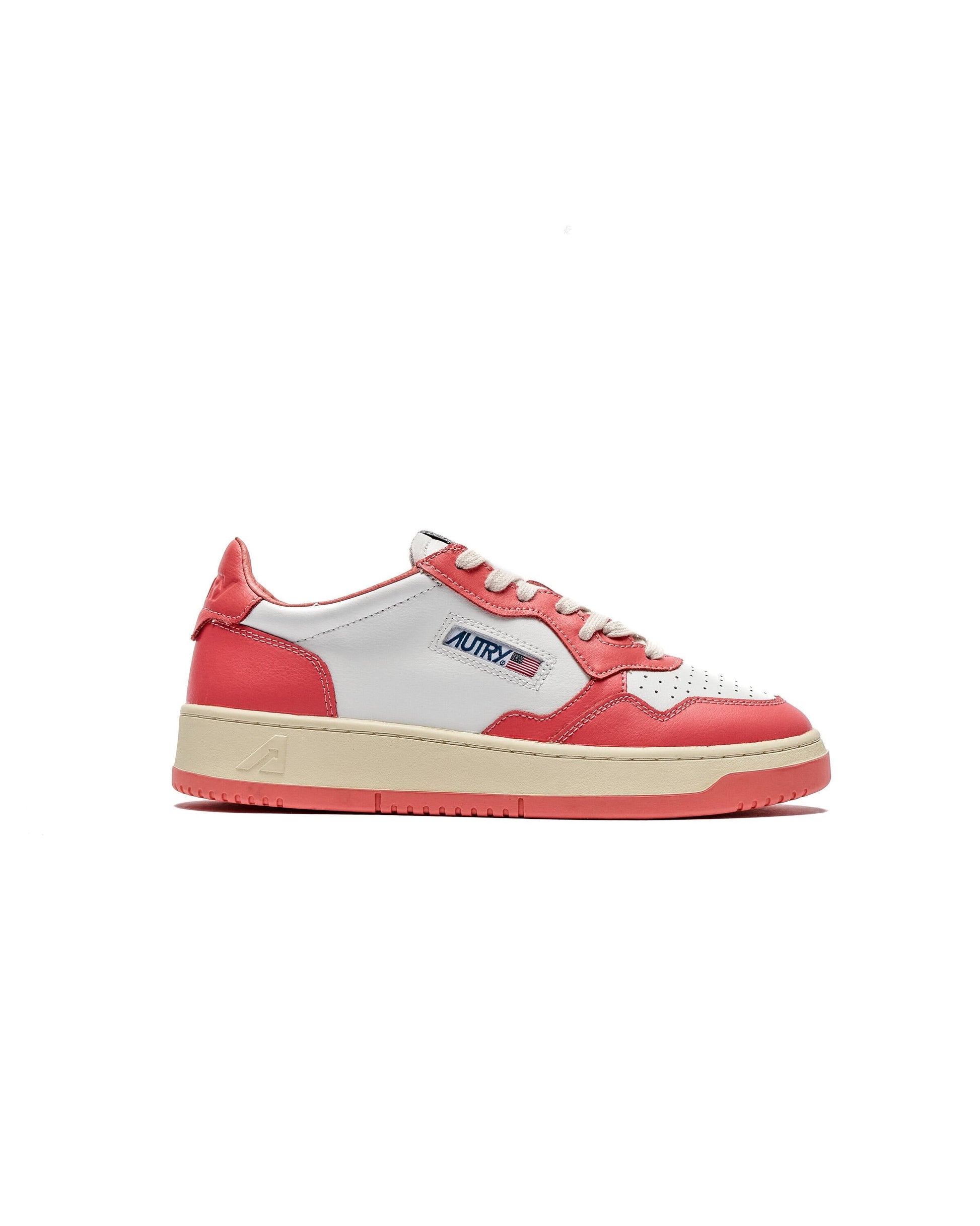 Exclusive Autry Action Shoes WMNS MEDALIST LOW — 5 — Front View