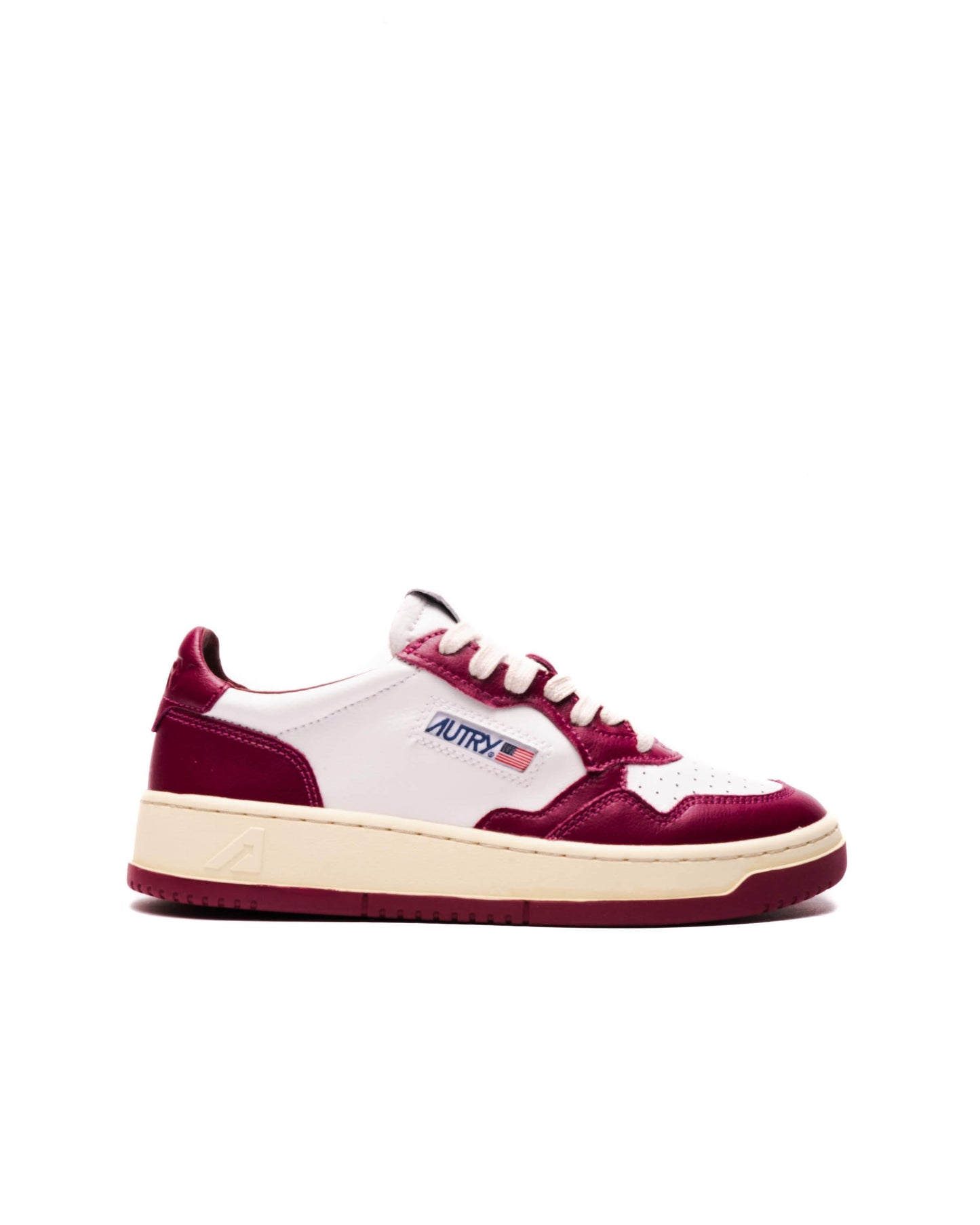 Exclusive Autry Action Shoes WMNS Medalist Low — 5 — Front View