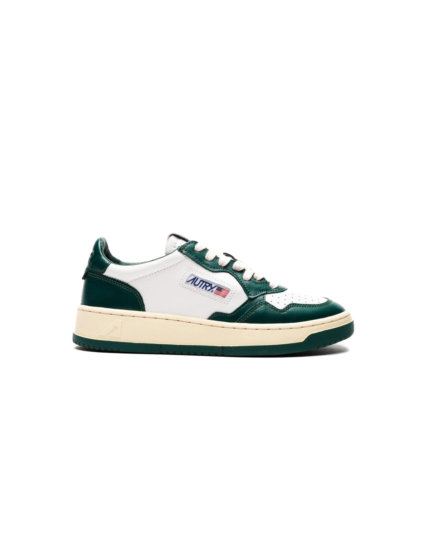 Exclusive Autry Action Shoes WMNS Medalist Low — 5 — Front View
