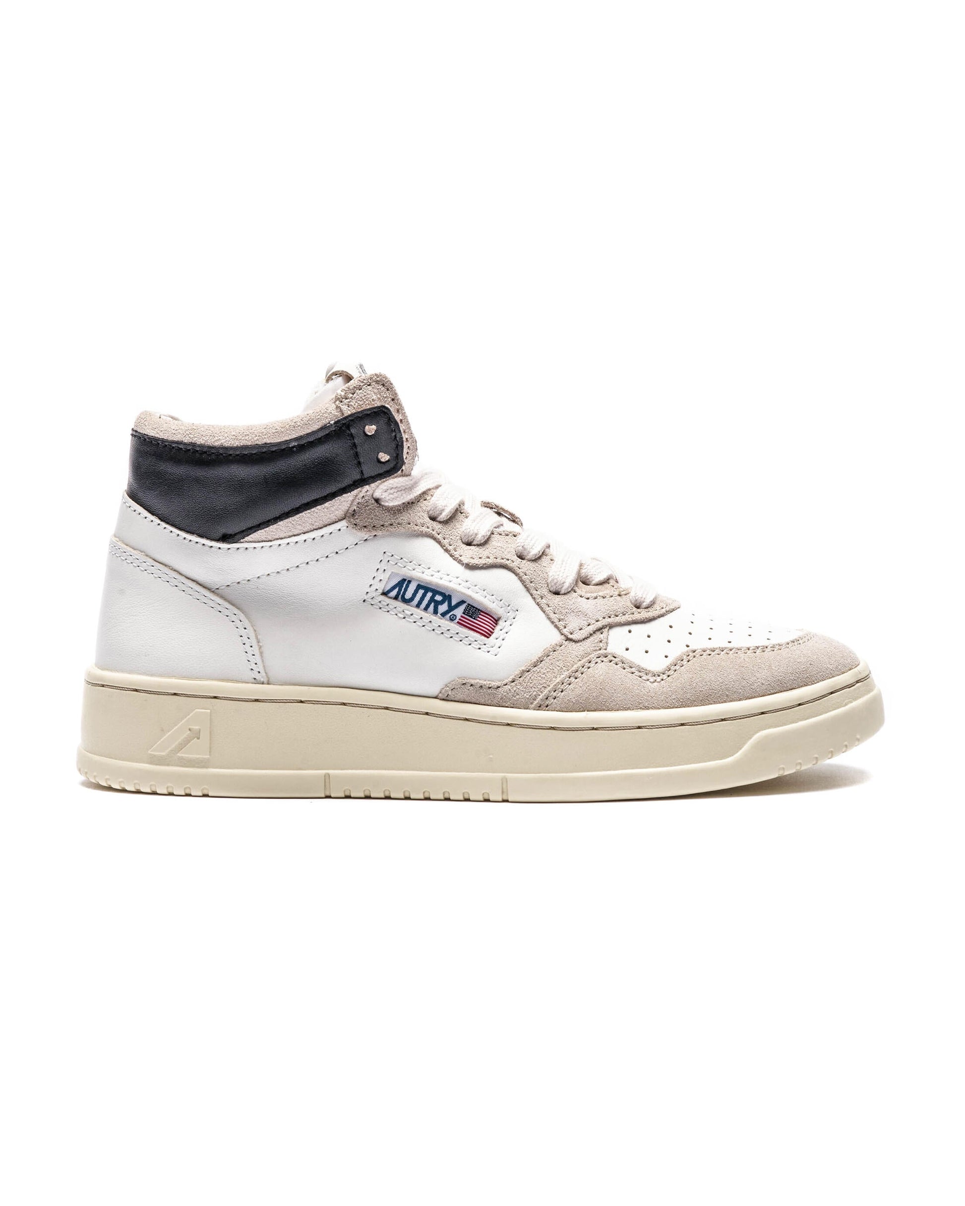 Exclusive Autry Action Shoes Wmns Medalist Mid — 5 — Front View