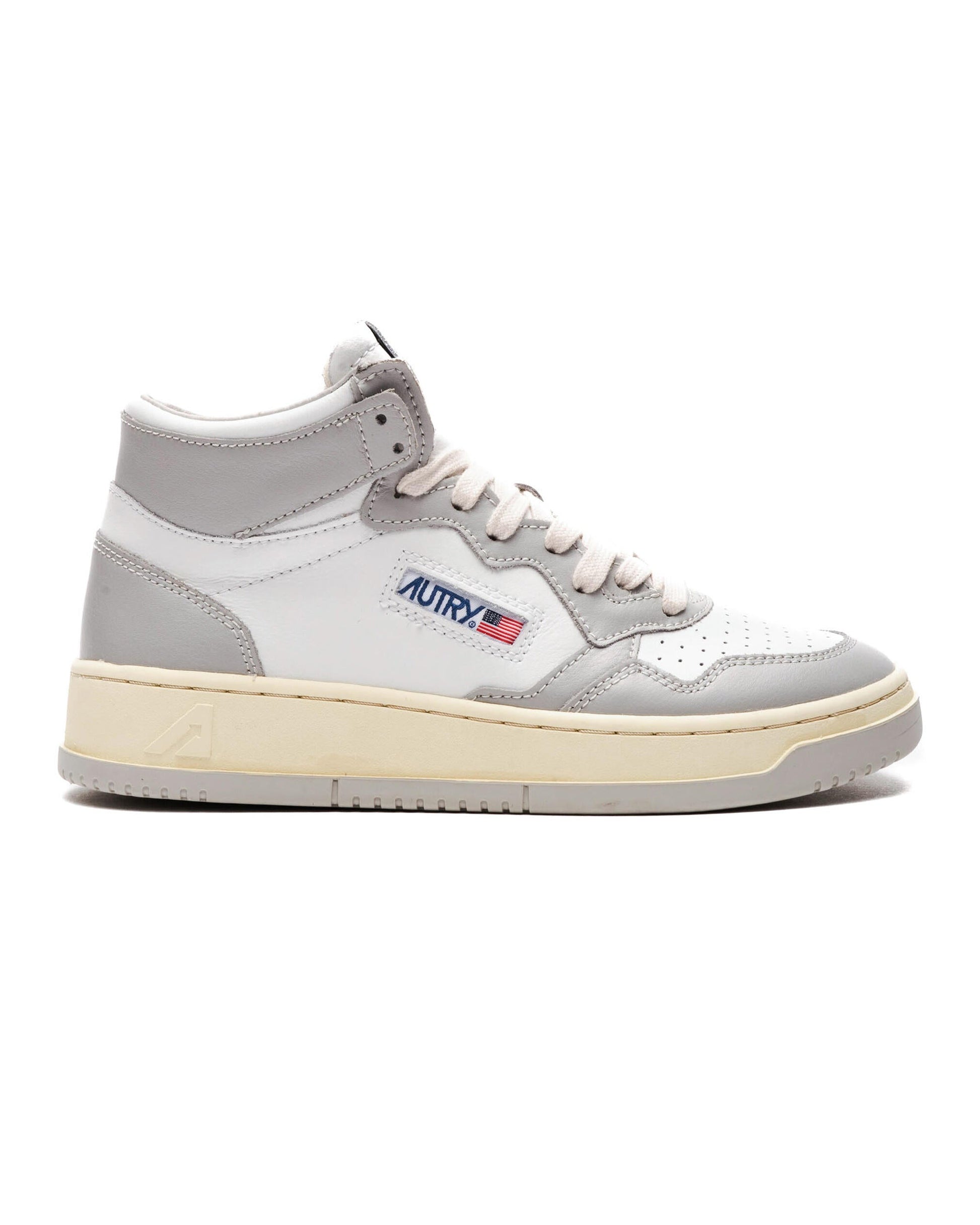 Exclusive Autry Action Shoes WMNS MEDALIST MID — 5 — Front View