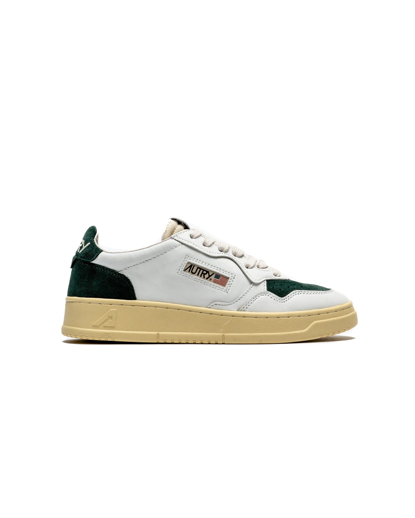 Exclusive Autry Action Shoes WMNS MEDALIST LOW — 5 — Front View