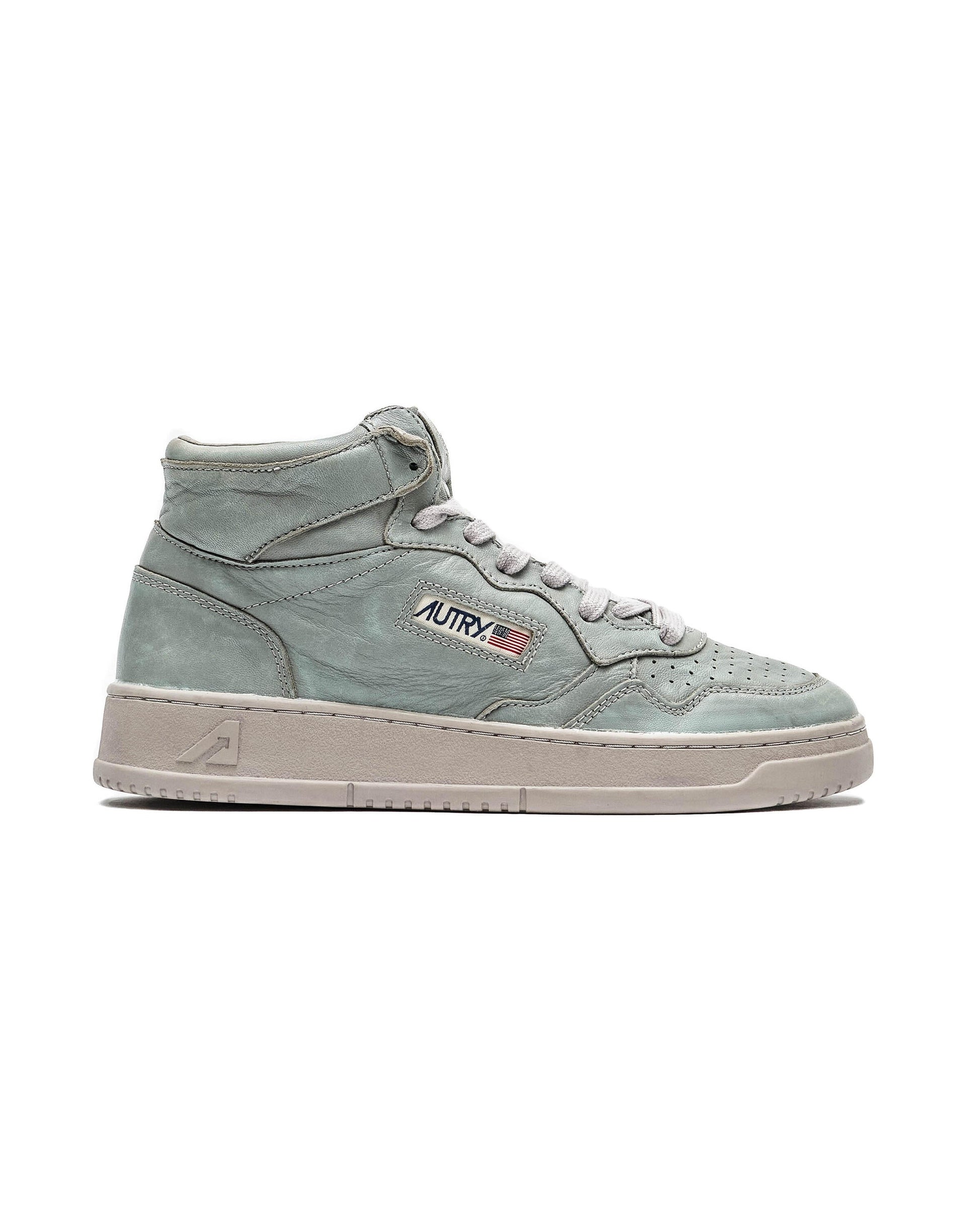 Exclusive Autry Action Shoes WMNS MEDALIST MID — 5 — Front View