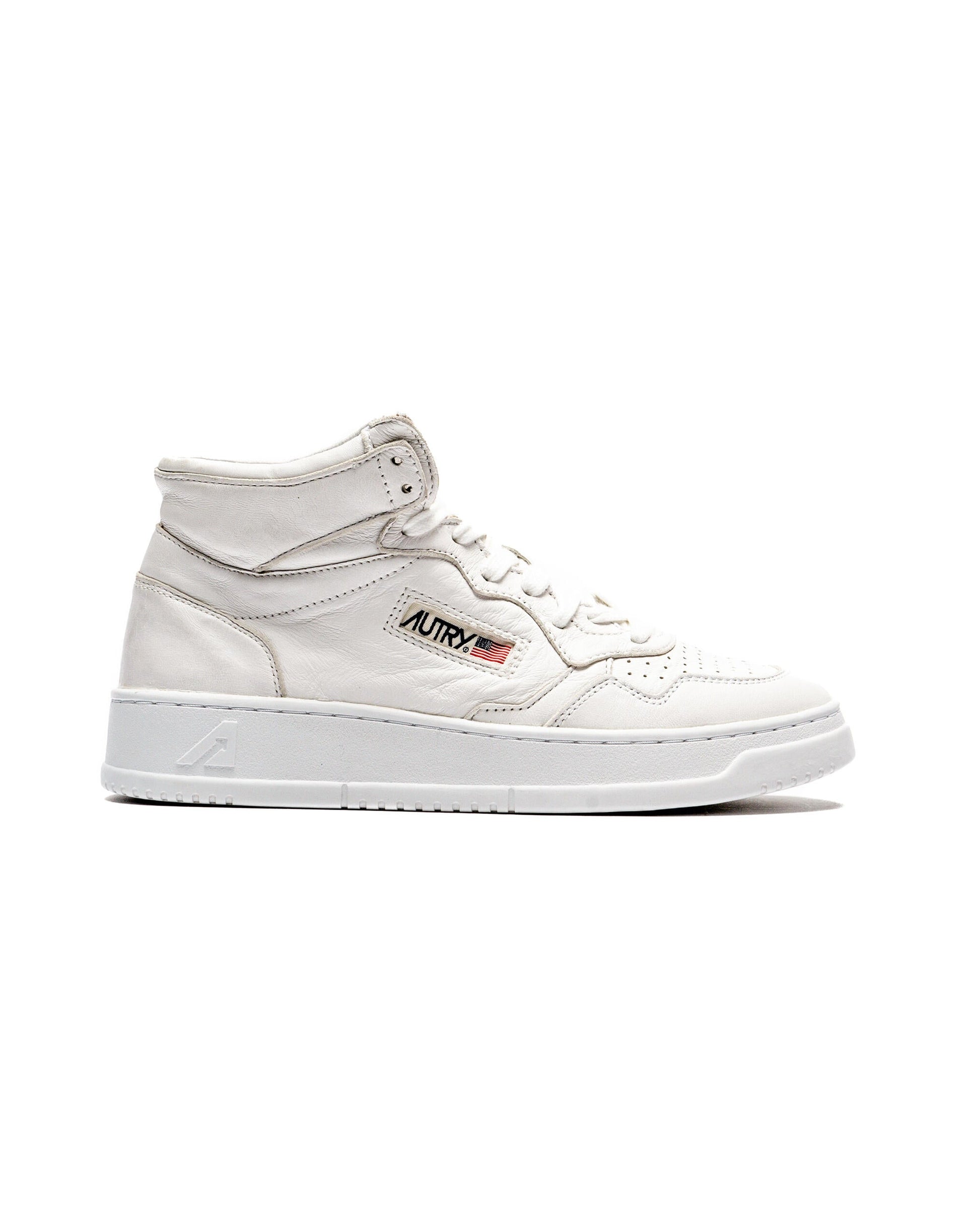 Exclusive Autry Action Shoes WMNS MEDALIST MID — 5 — Front View