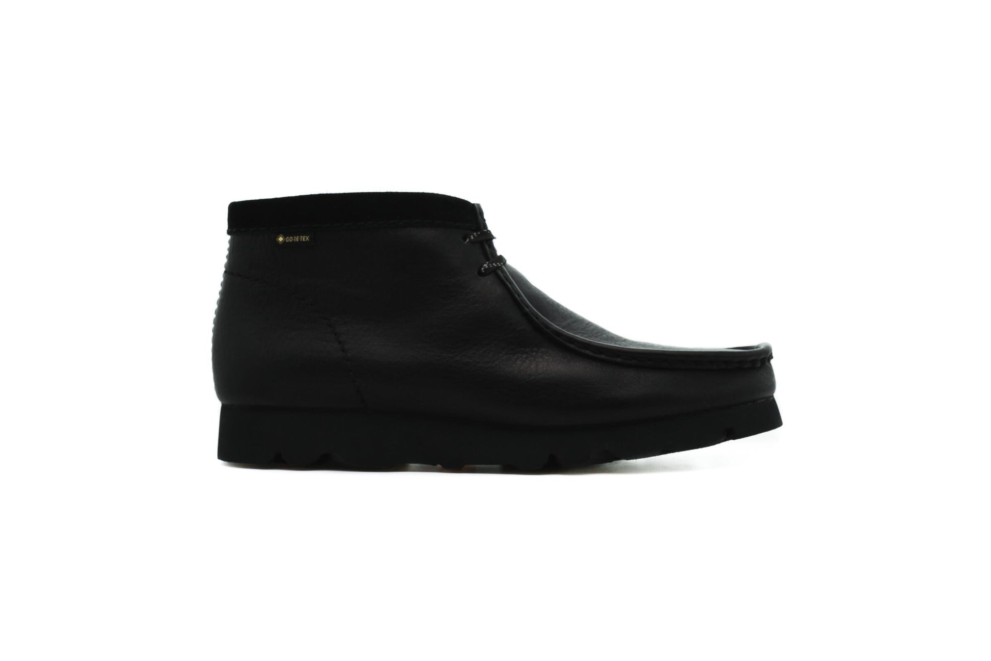 Exclusive Clarks Originals WALLABEE BOOT Gore-Tex "BLACK" — 3 — Front View