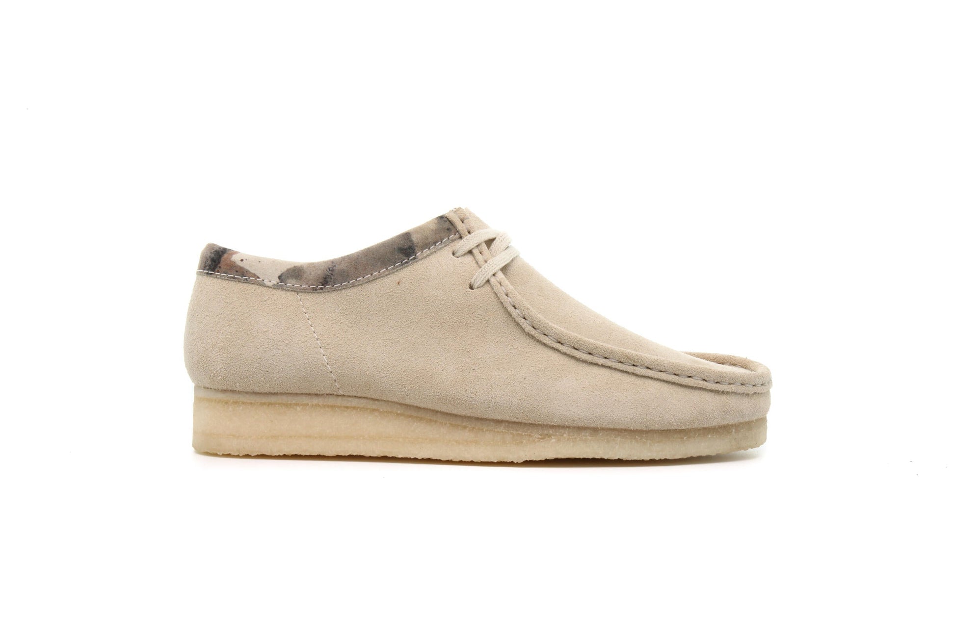 Exclusive Clarks Originals WALLABEE "WHITE" — 3 — Front View