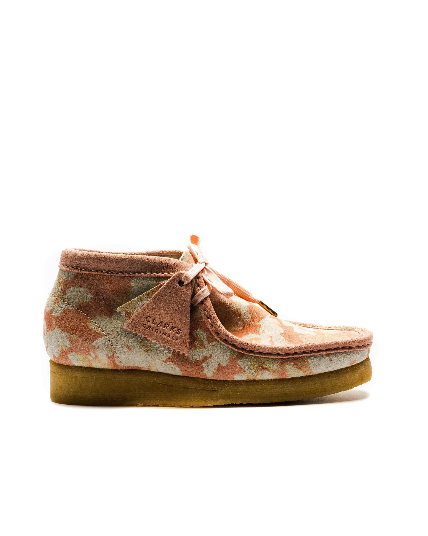 Exclusive Clarks Originals WMNS Wallabee Boot — 3 — Front View