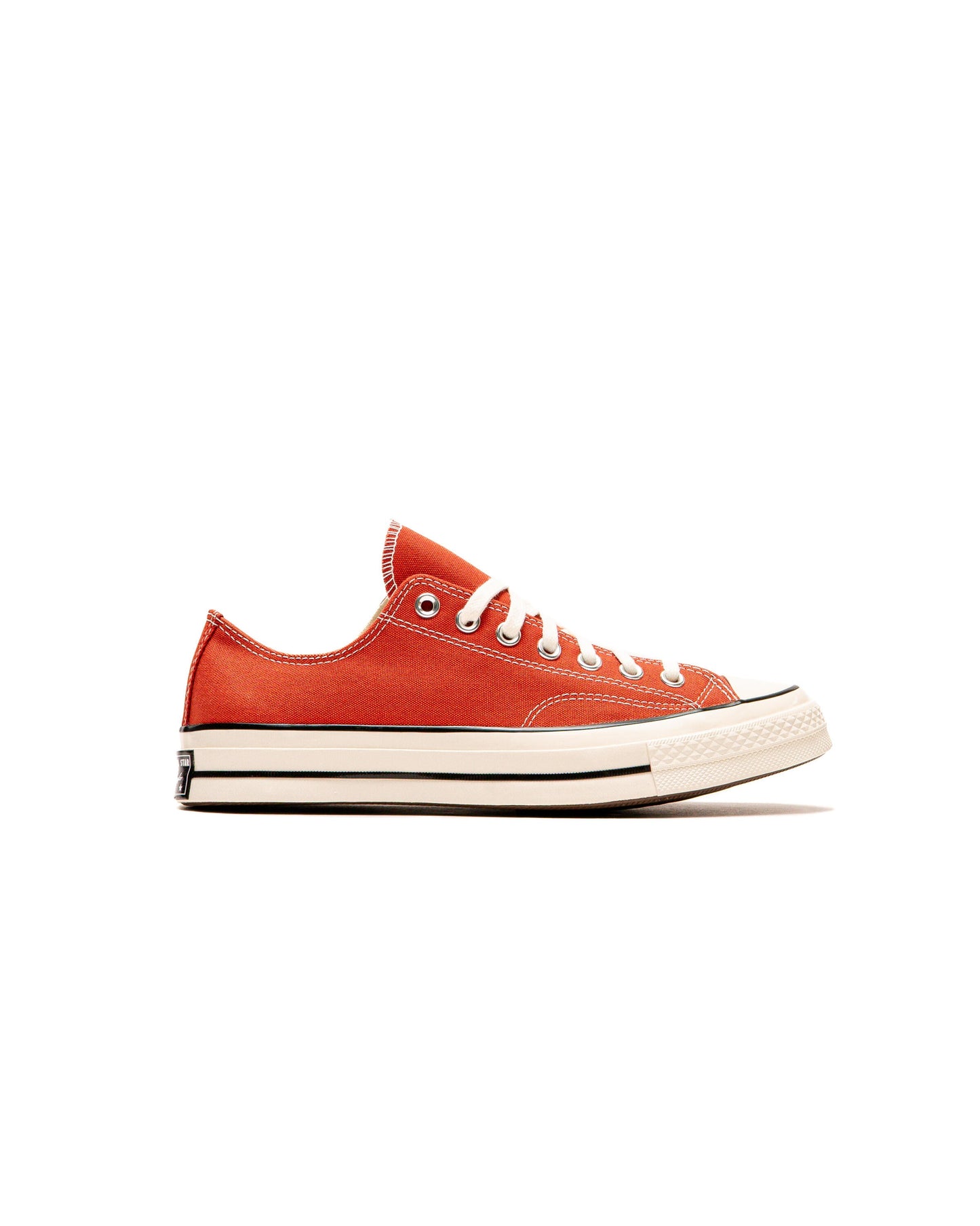 Exclusive Converse CHUCK 70 OX — 3 — Front View