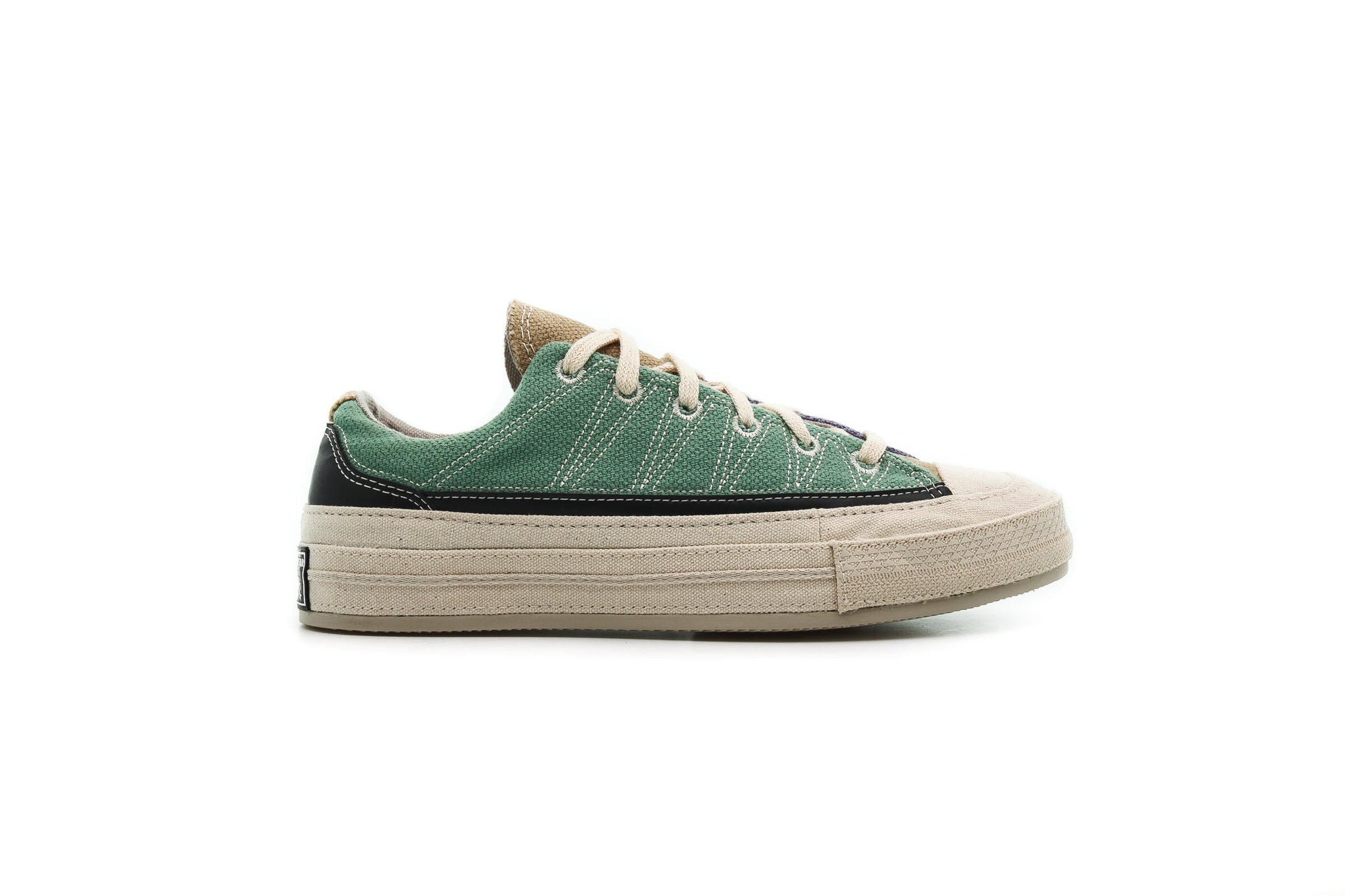 Exclusive Converse CHUCK 70 OX — 3 — Front View