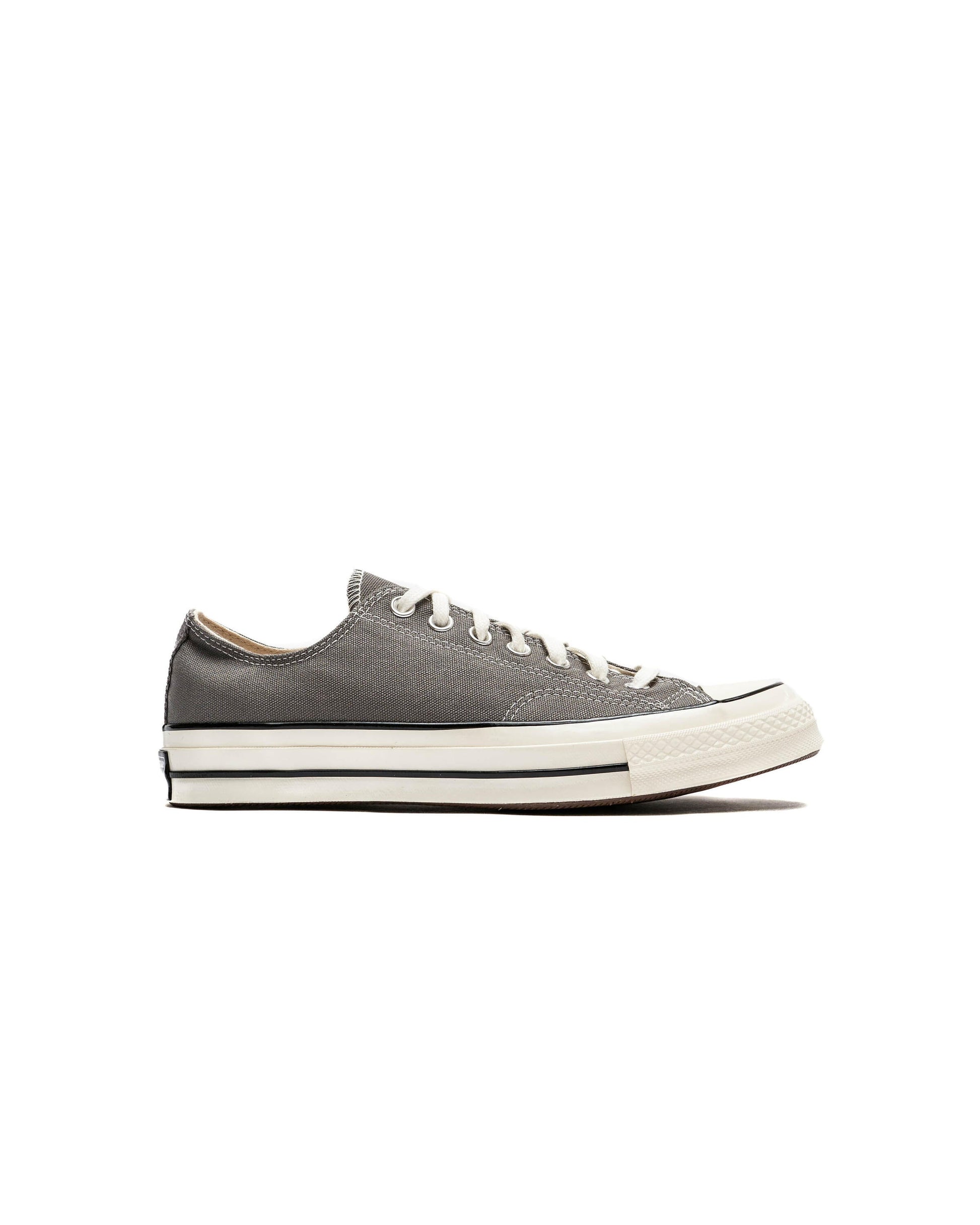 Exclusive Converse CHUCK 70 OX — 3 — Front View