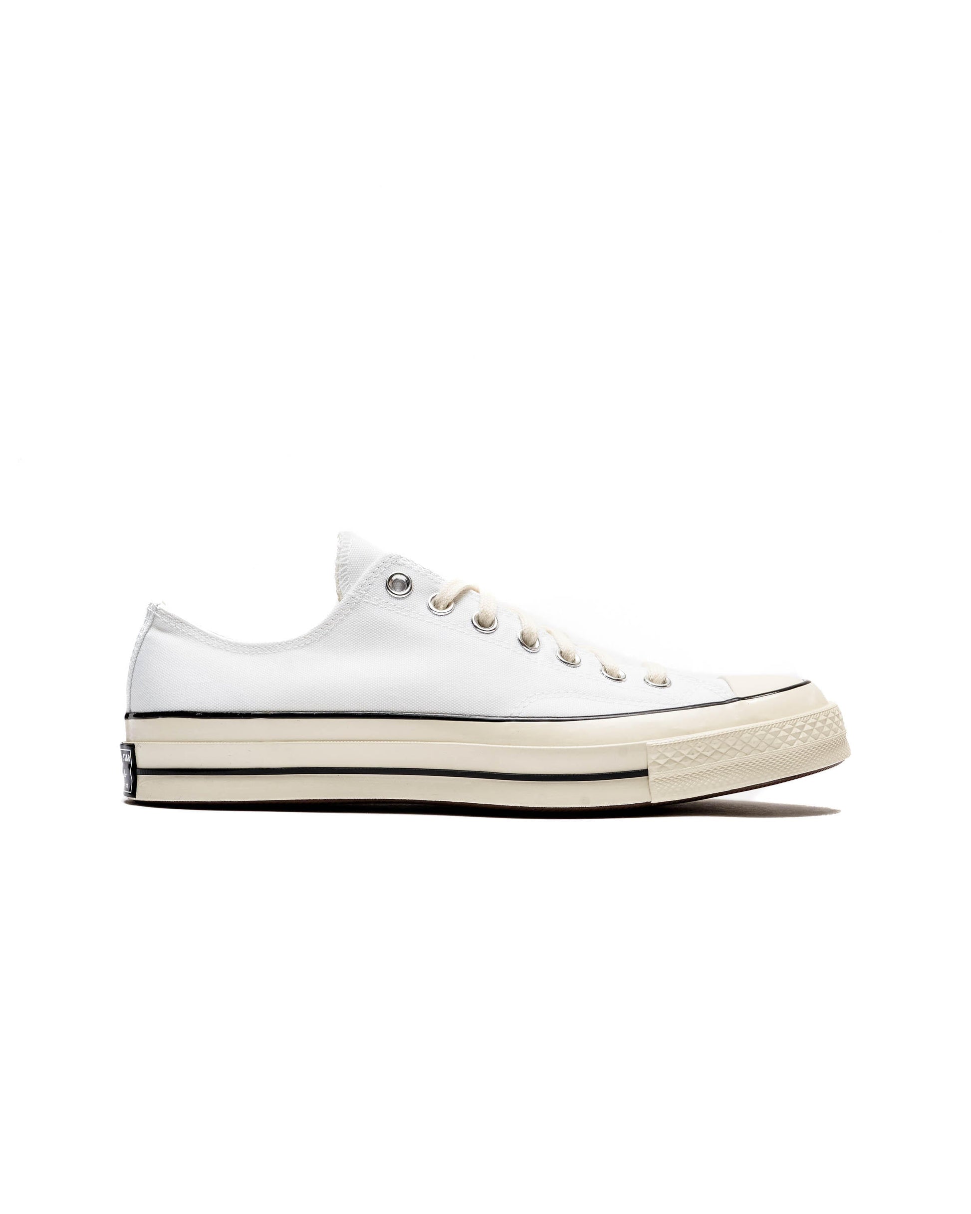 Exclusive Converse CHUCK 70 VINTAGE — 3 — Front View