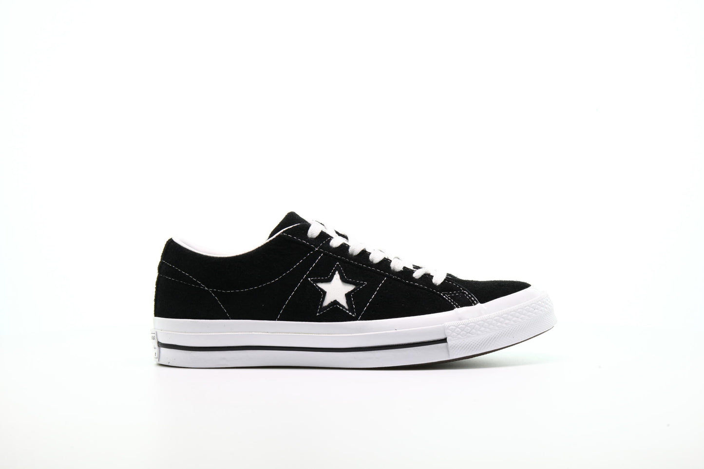 Exclusive Converse One Star Premium Suede OX "Black" — 3 — Front View