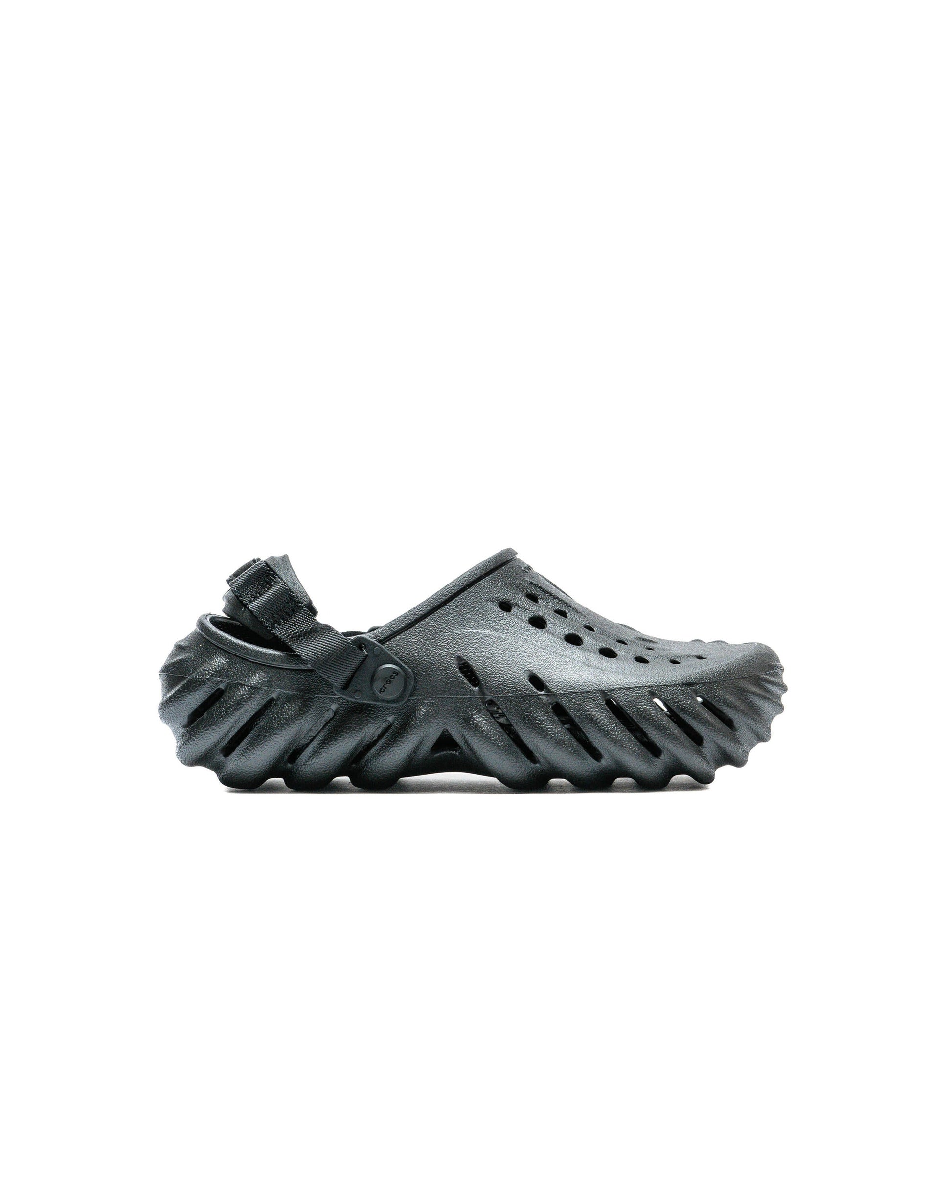 Exclusive Crocs Echo Clog — M2W4 — Front View