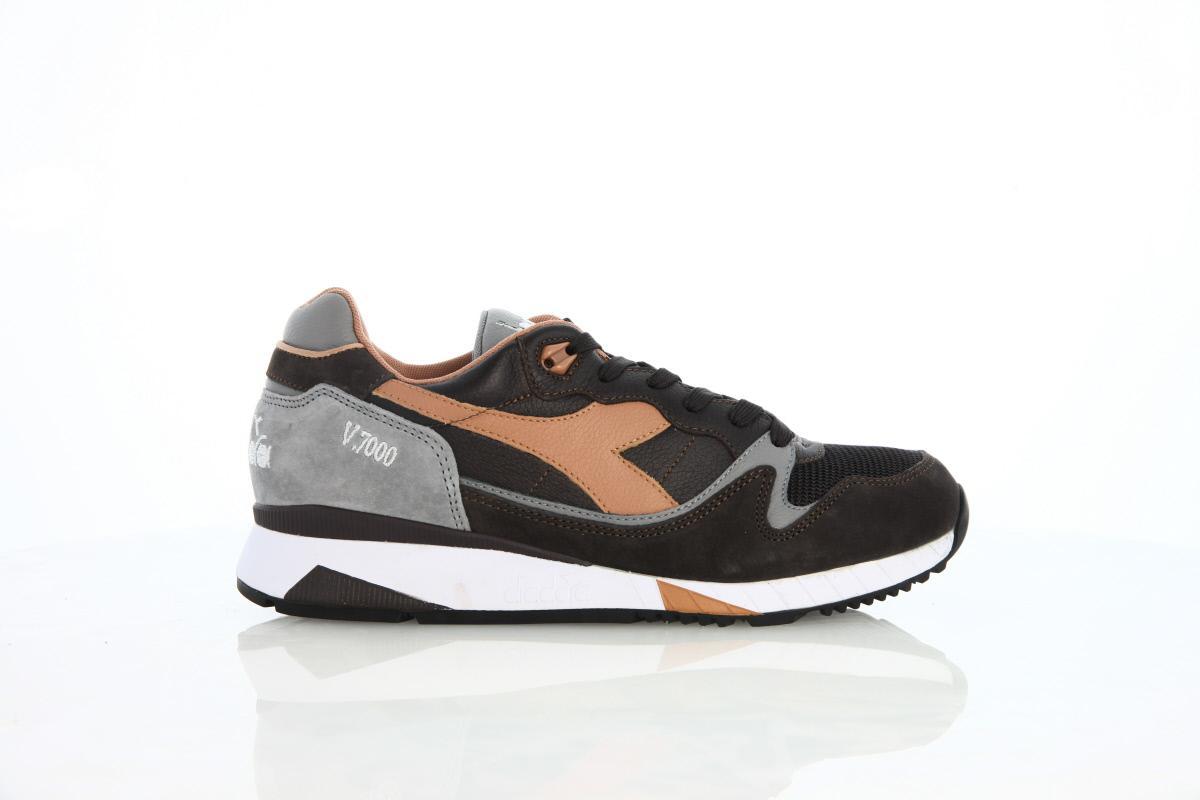 Exclusive Diadora V7000 Made In Italy "After Dark" — 1.5 — Front View