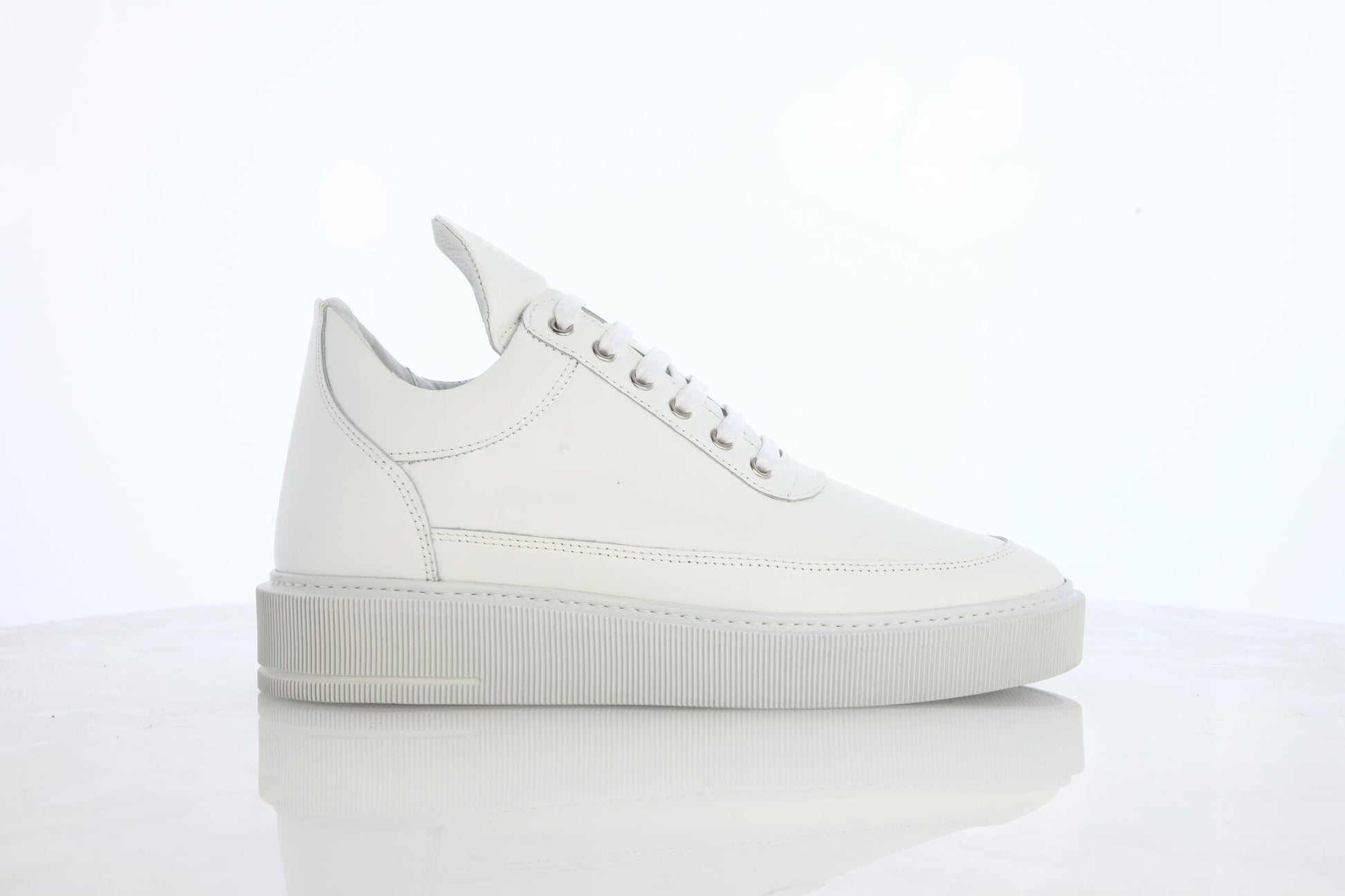 Exclusive FILLING PIECES WMNS Low Top Dress Cup Basic "All White" — 5.5 — Front View