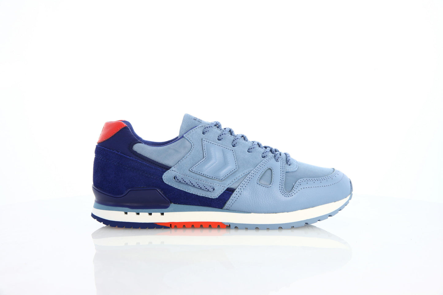 Exclusive Hummel Marathona OG "North Sea Pack" — 4.5 — Front View