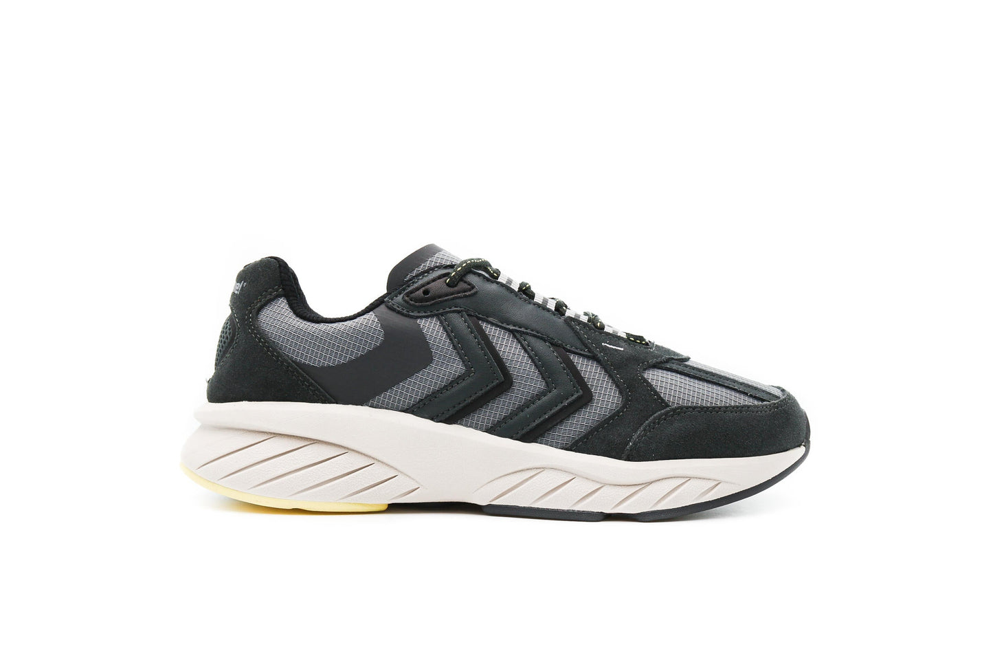 Exclusive Hummel REACH LX 6000 "BLACK" — 4.5 — Front View