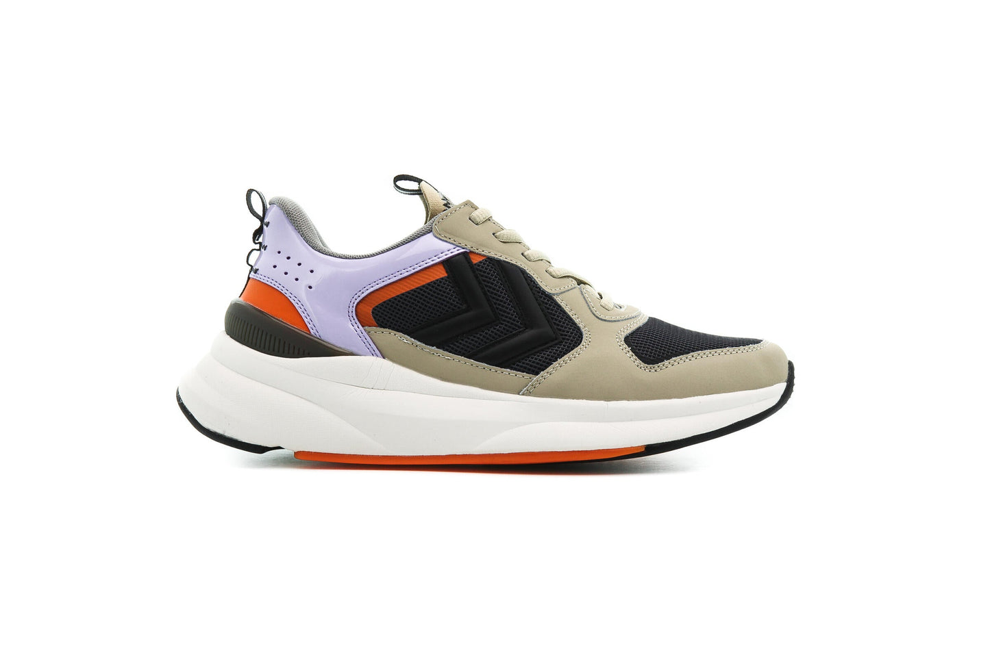 Exclusive Hummel REACH LX 800 — 4 — Front View