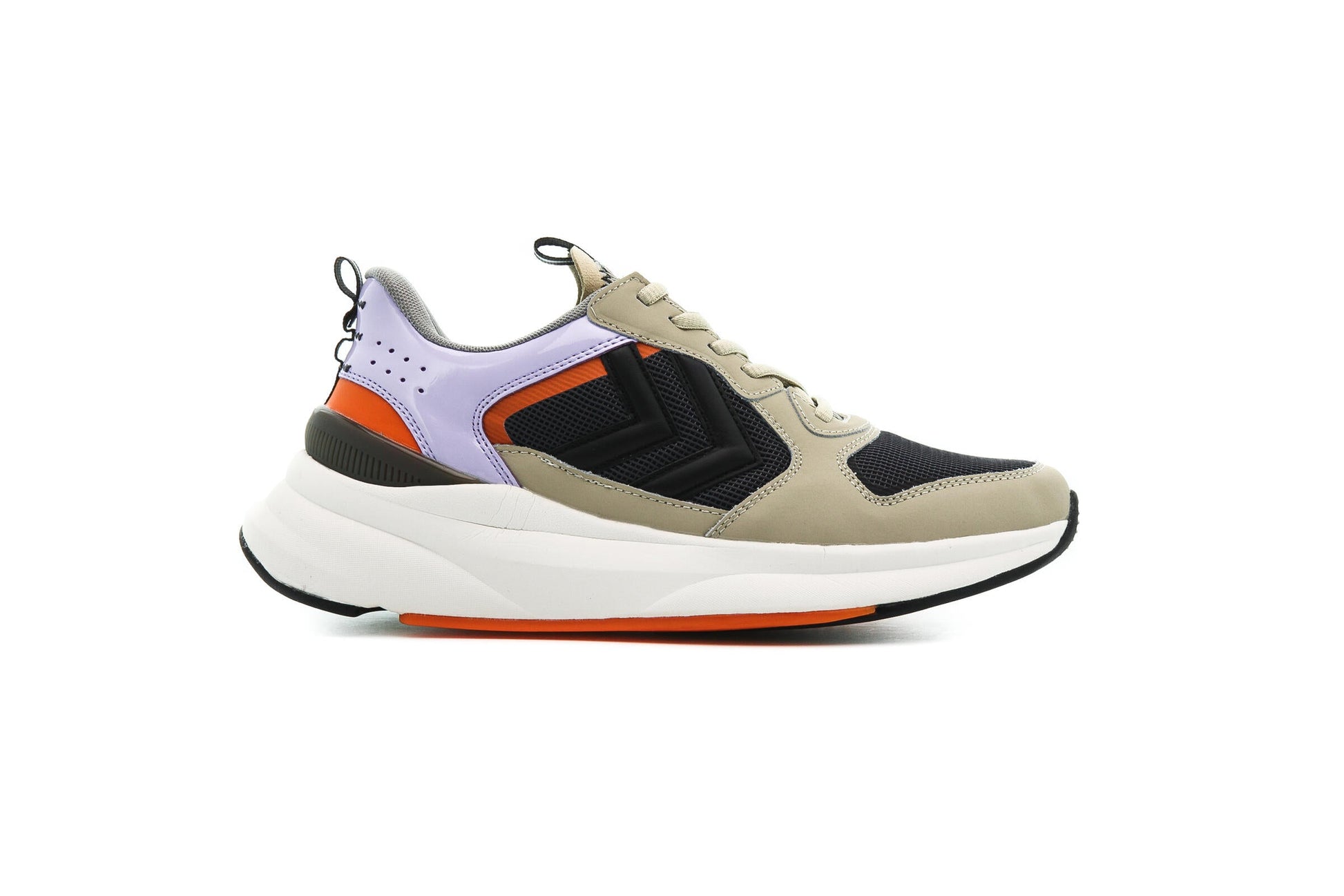 Exclusive Hummel REACH LX 800 — 4 — Front View