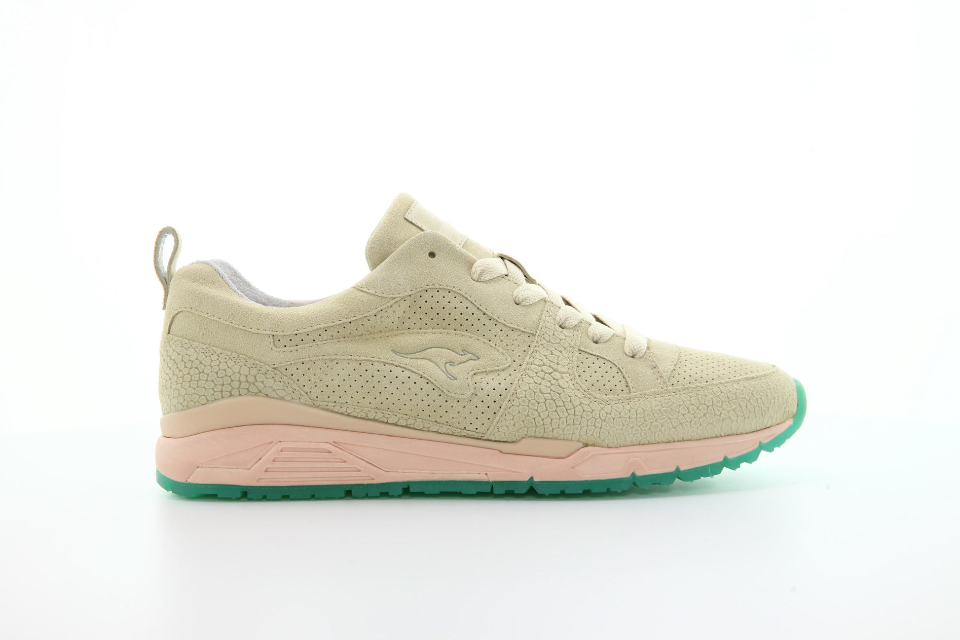 Exclusive KangaROOS x Sapato x Documenta D14 "Bianco" — 5 — Front View