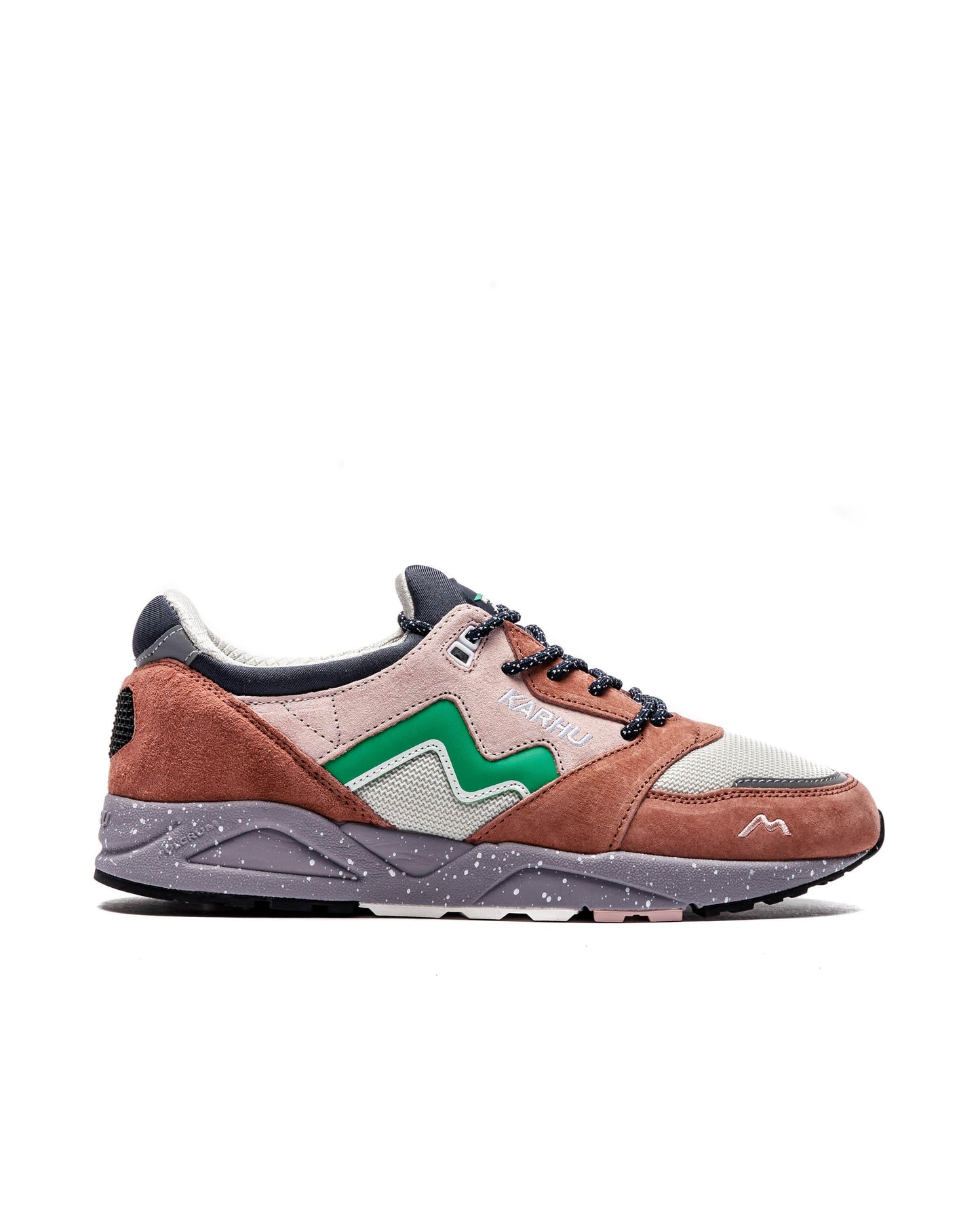 Exclusive Karhu Aria — 4 — Front View