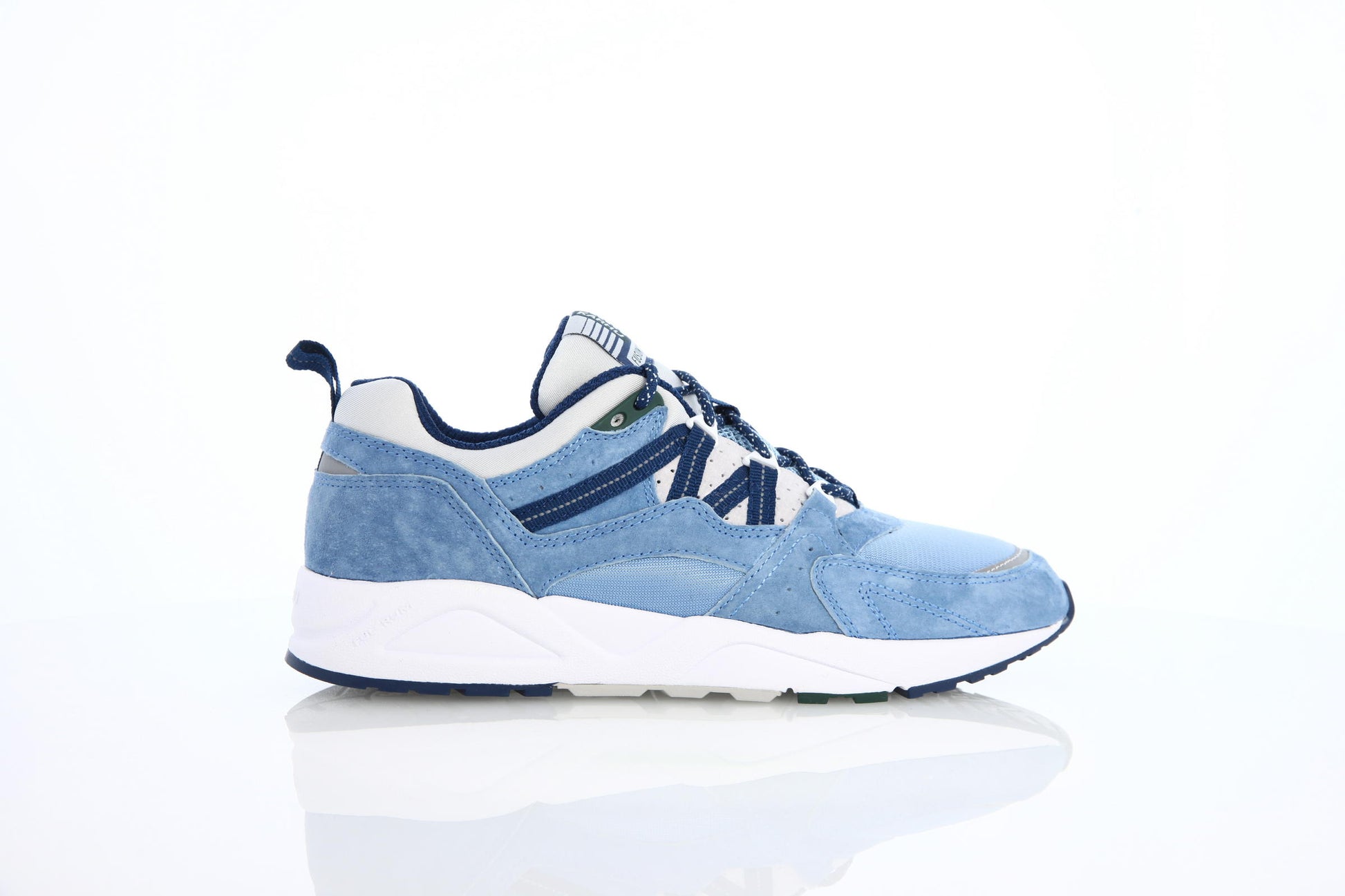 Exclusive Karhu Fusion 2.0 "Blue Heaven" — 4 — Front View