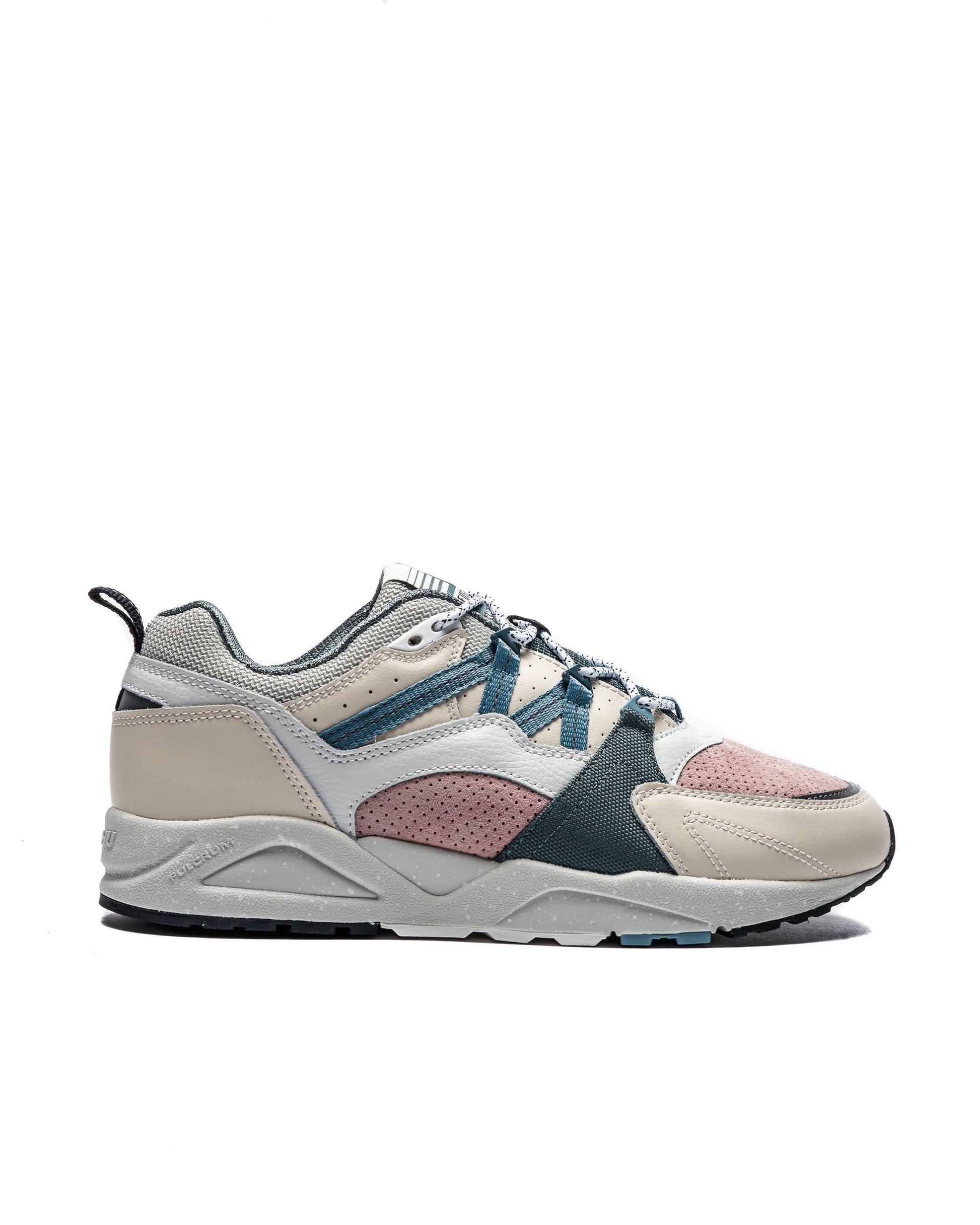 Exclusive Karhu Fusion 2.0 — 4 — Front View