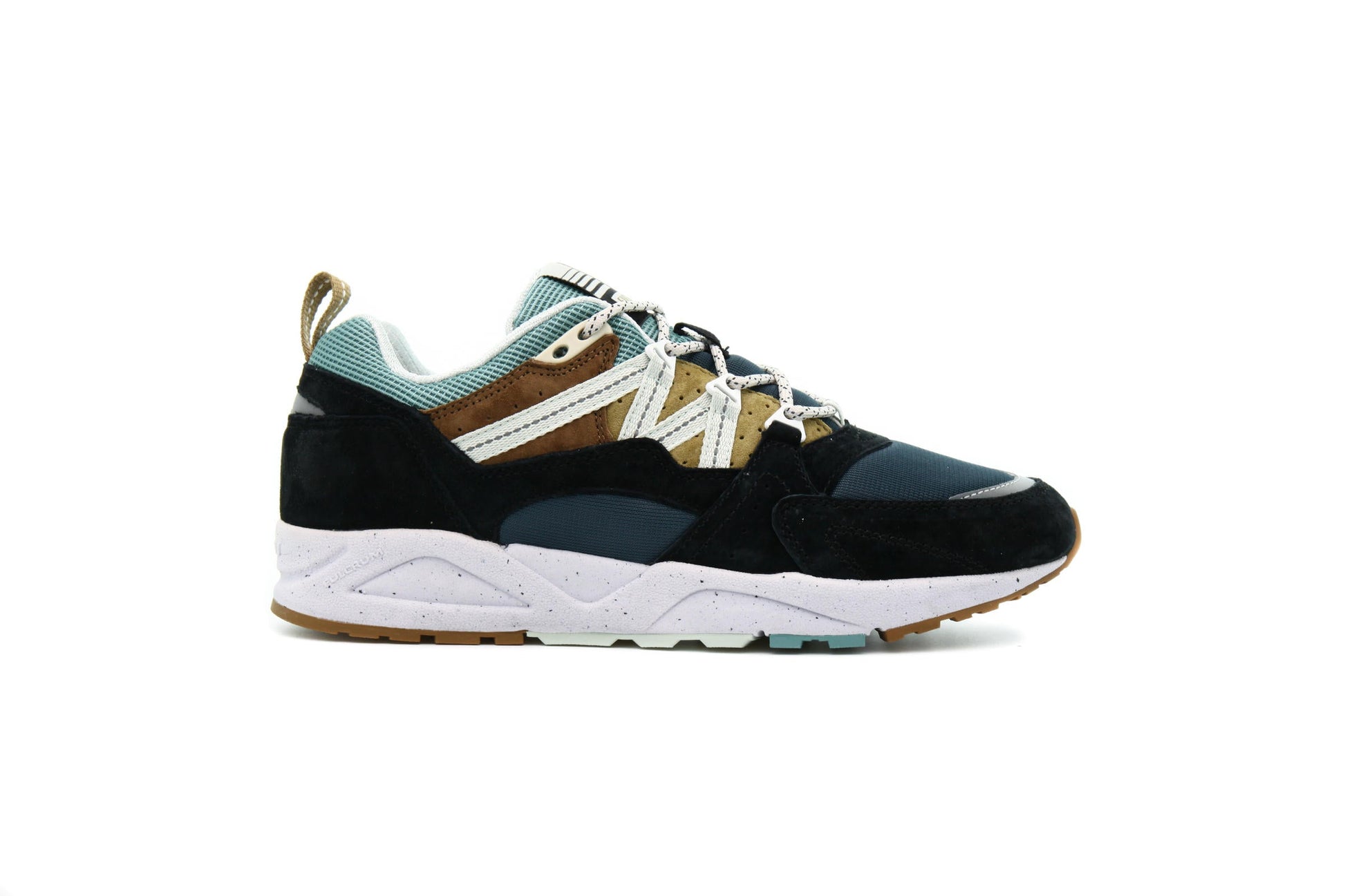 Exclusive Karhu Fusion 2.0 "JET BLACK" — 4 — Front View