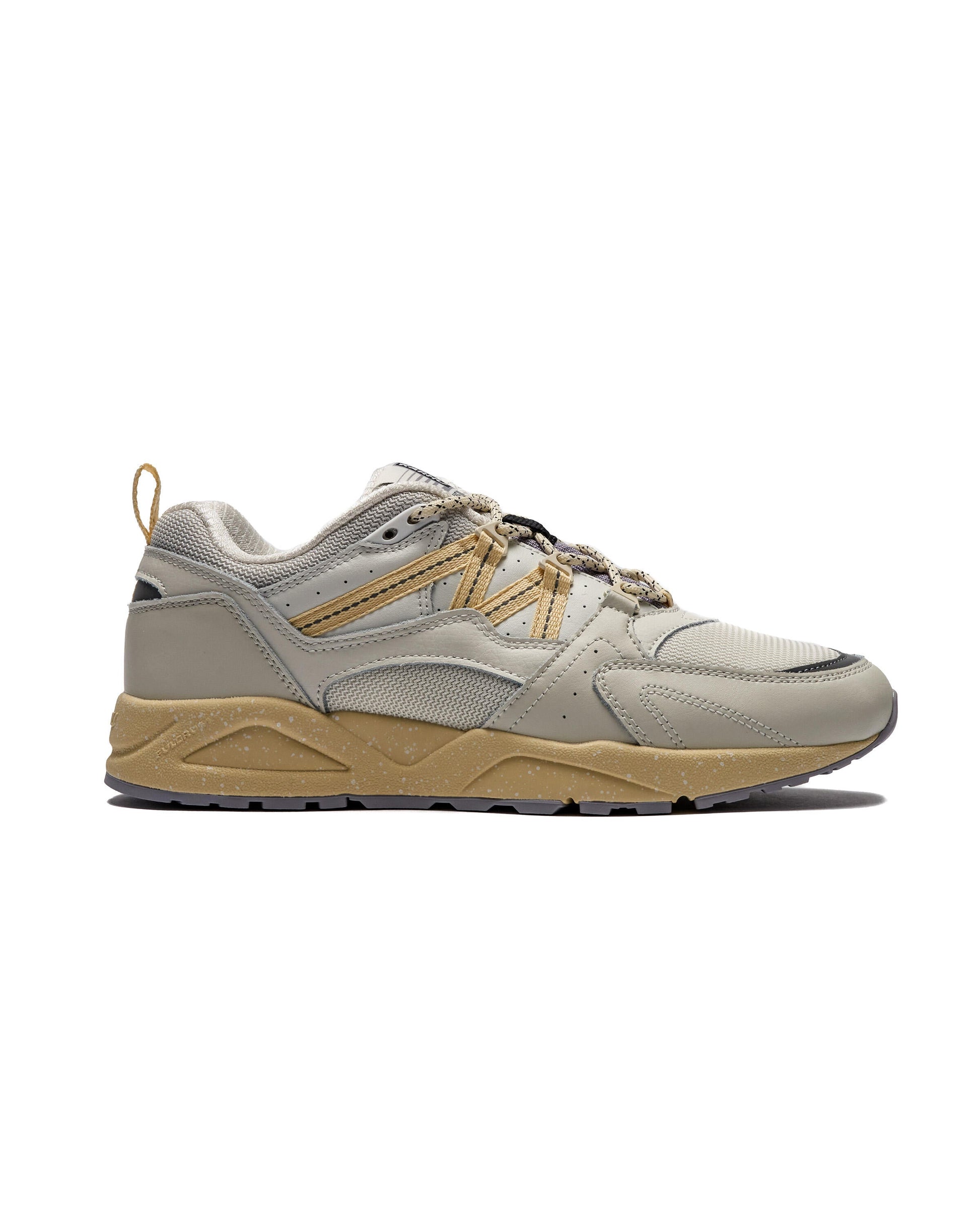 Exclusive Karhu Fusion 2.0 — 4 — Front View