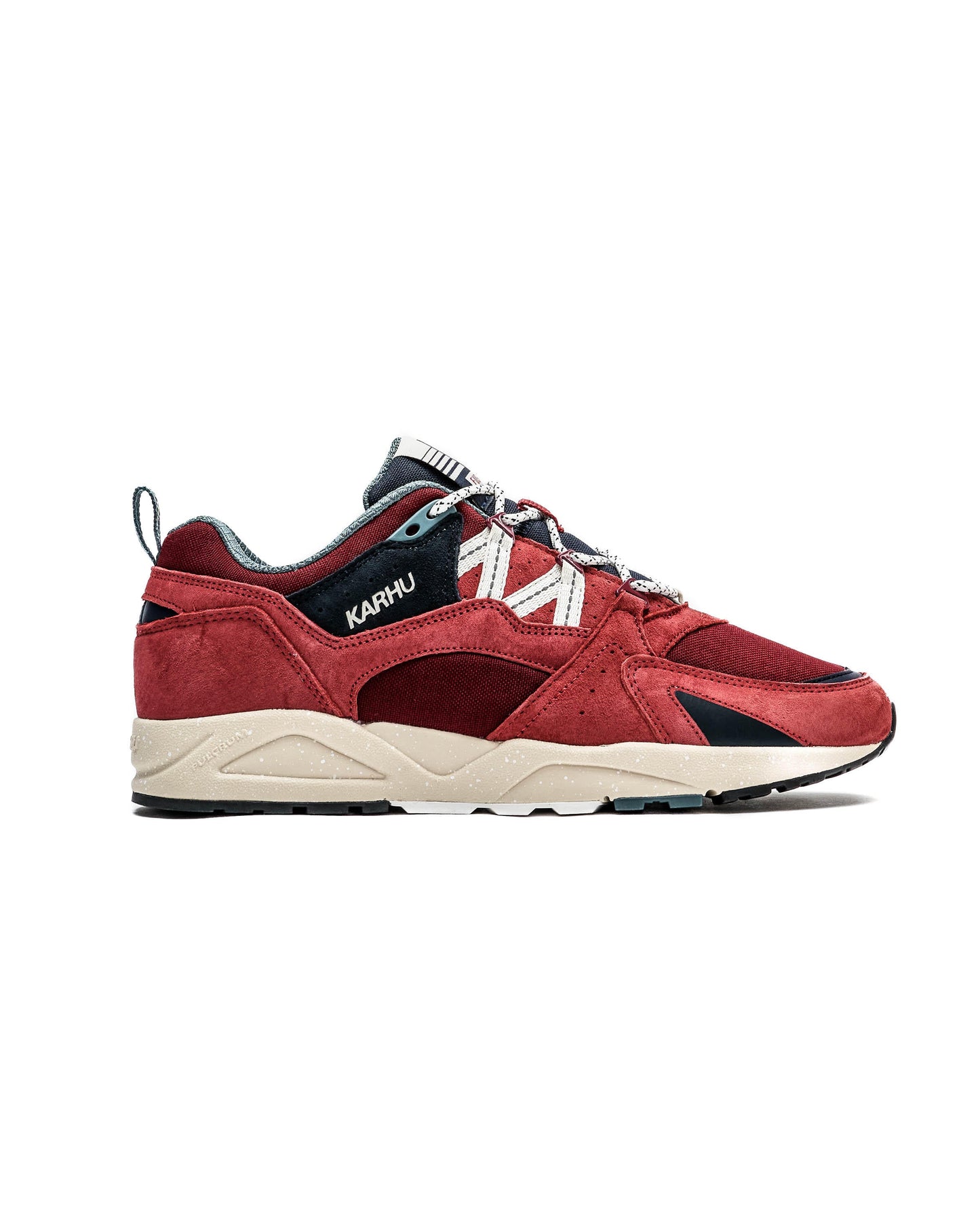 Exclusive Karhu Fusion 2.0 — 4 — Front View