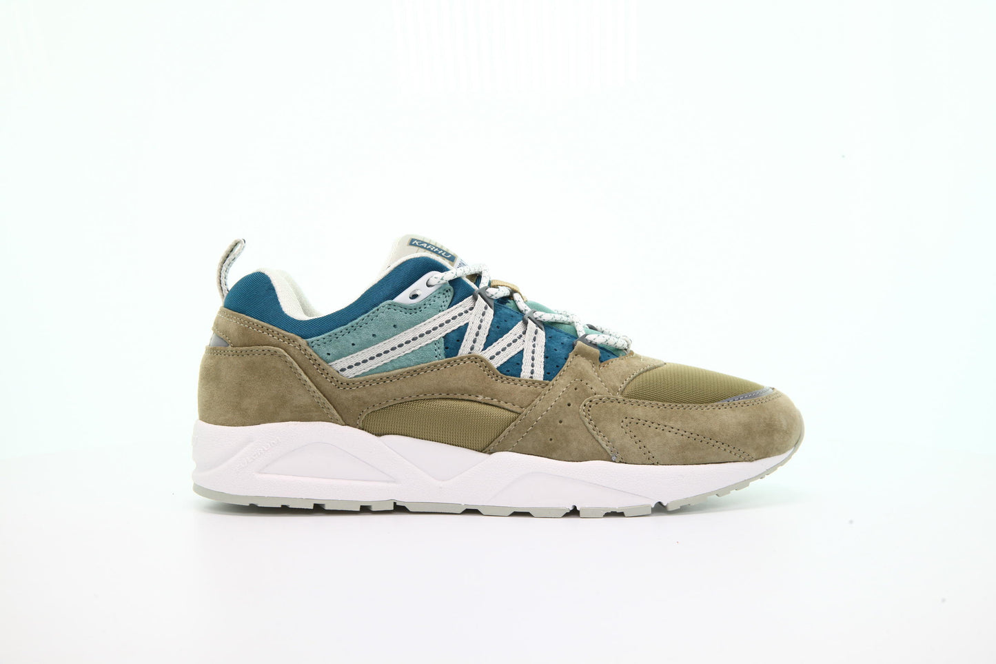Exclusive Karhu Fusion 2.0 "Linnut Pack" — 4 — Front View