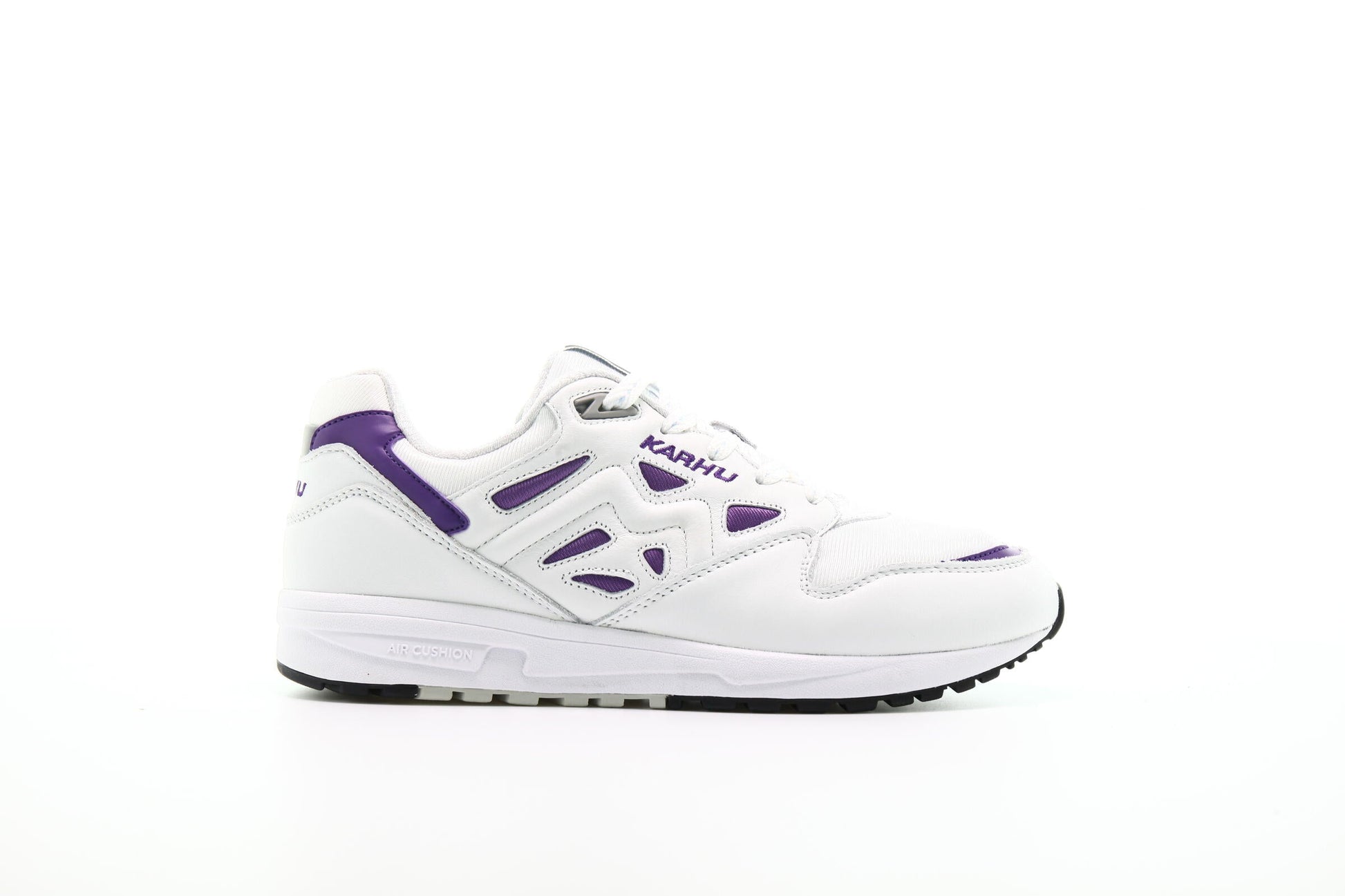 Exclusive Karhu Legacy 96 OG "Bright White" — 4 — Front View