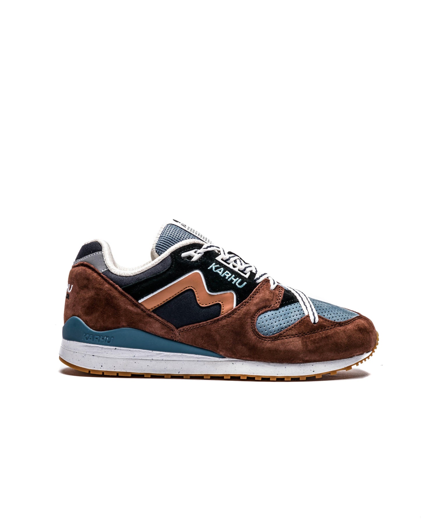 Exclusive Karhu Synchron Classic — 4 — Front View