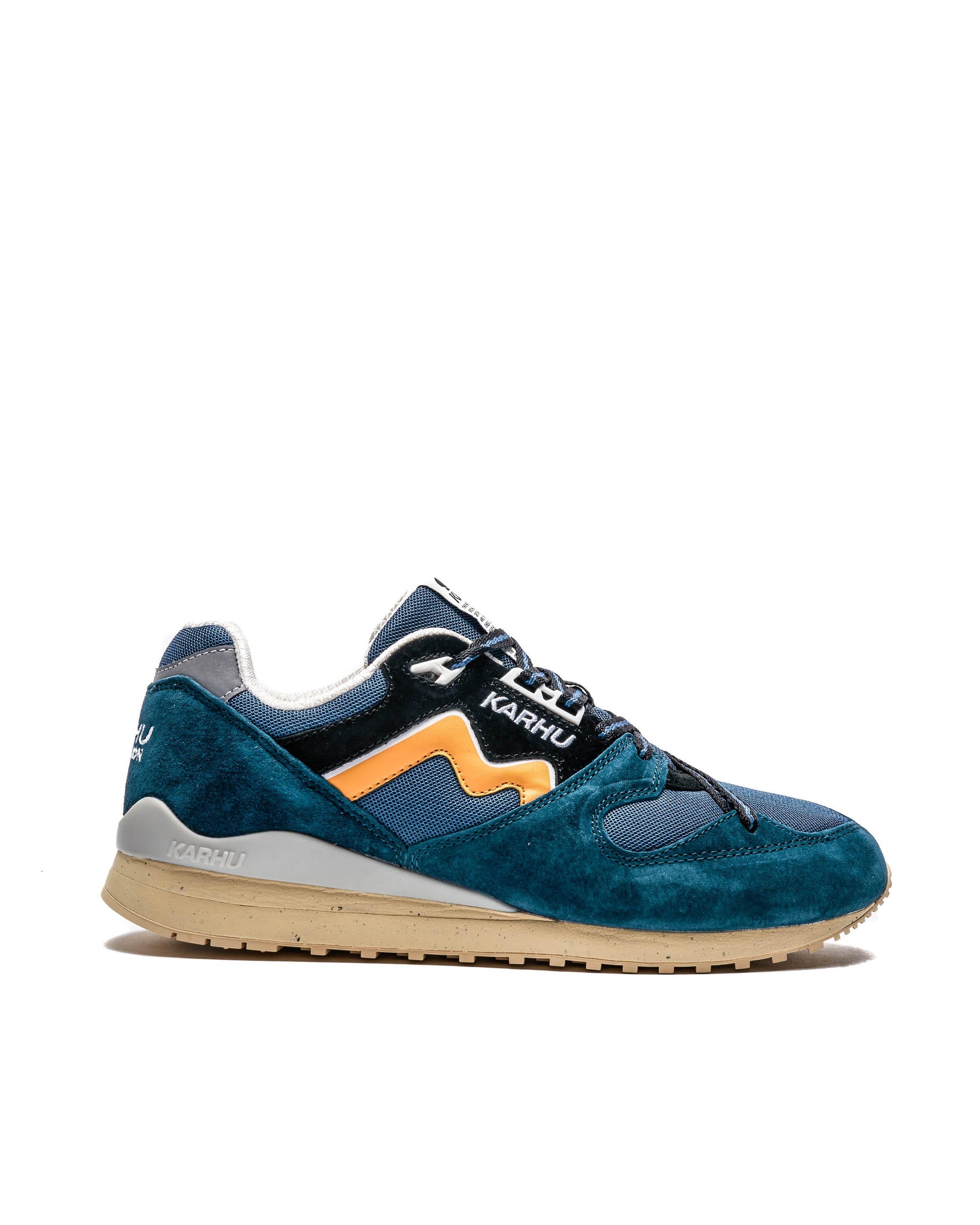 Exclusive Karhu Synchron Classic — 4 — Front View
