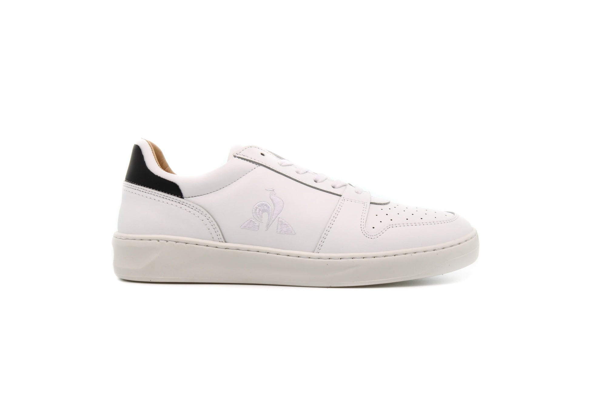 Exclusive Le Coq Sportif ESTHETE "WHITE" — 4.5 — Front View