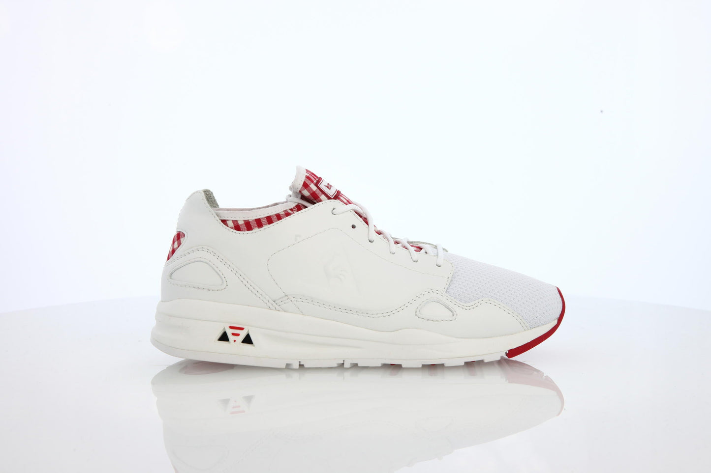 Exclusive Le Coq Sportif LCS R Flow W "Optical White" — 5.5 — Front View