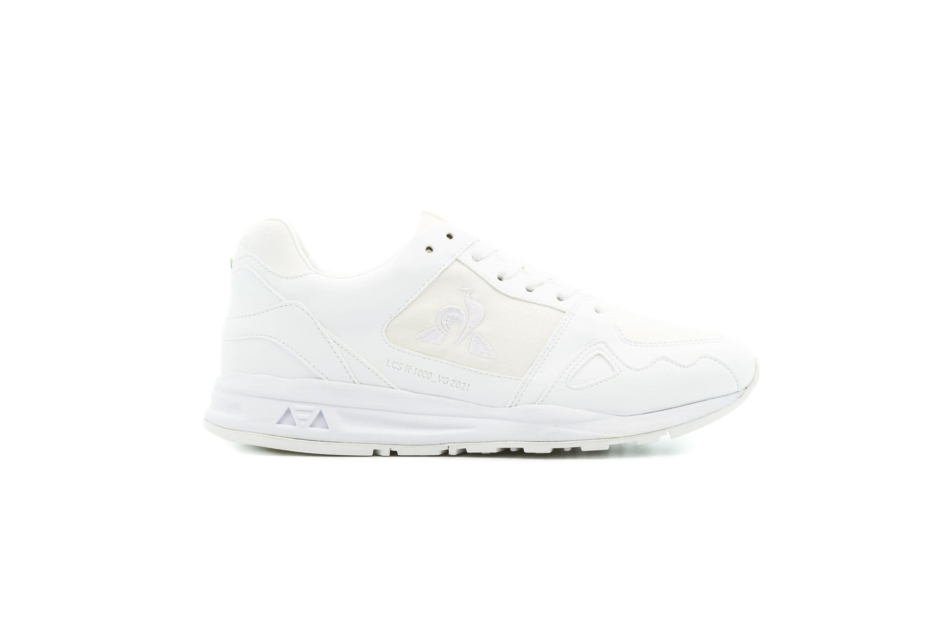 Exclusive Le Coq Sportif LCS R1000 VG — 4.5 — Front View